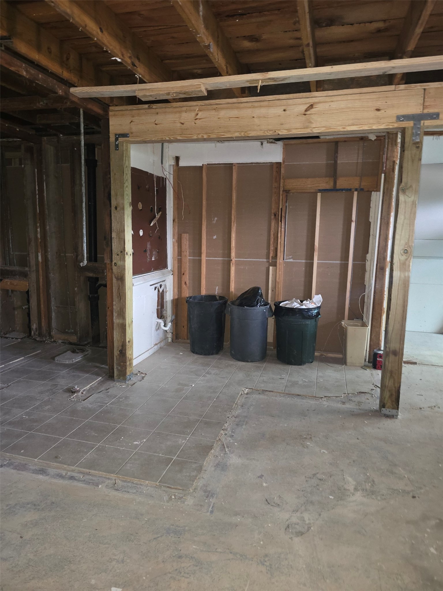 3619 Reed Road Property Photo 8