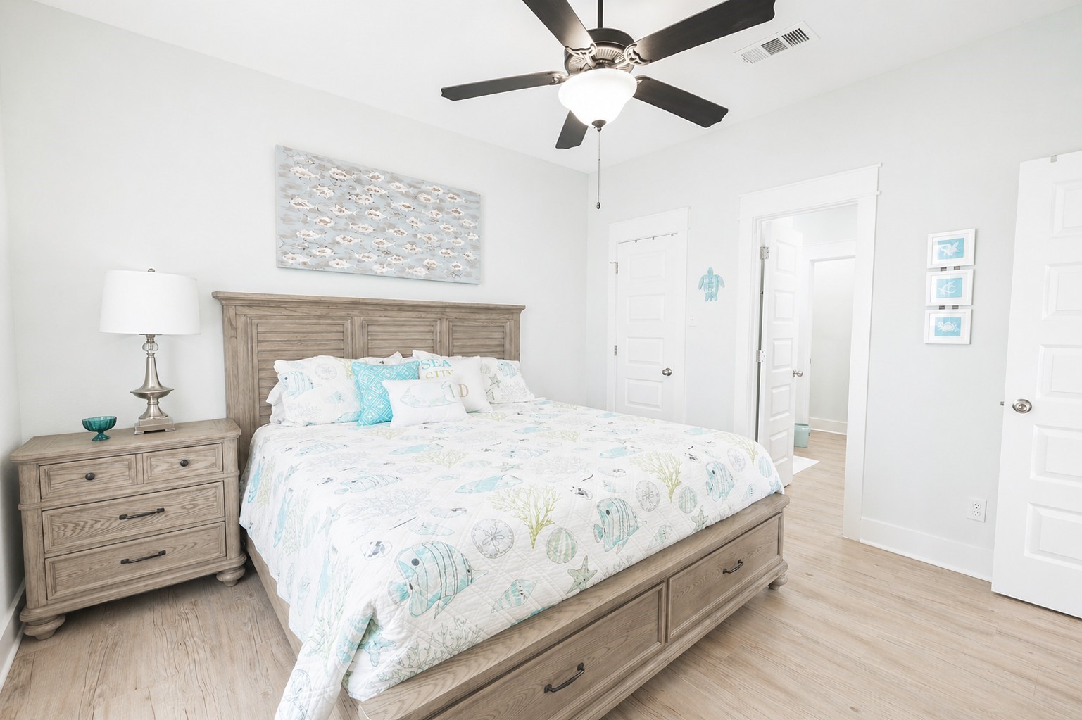 4305 Bolivar Circle Property Photo 13