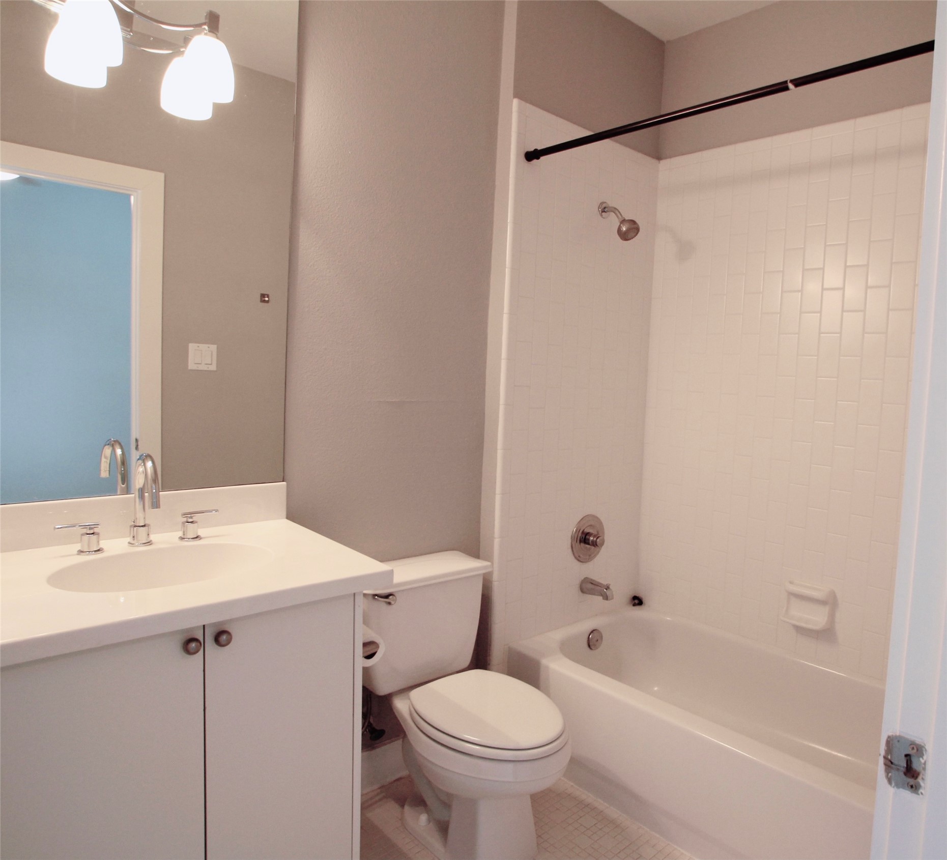 4701 Caroline Street Property Photo 27