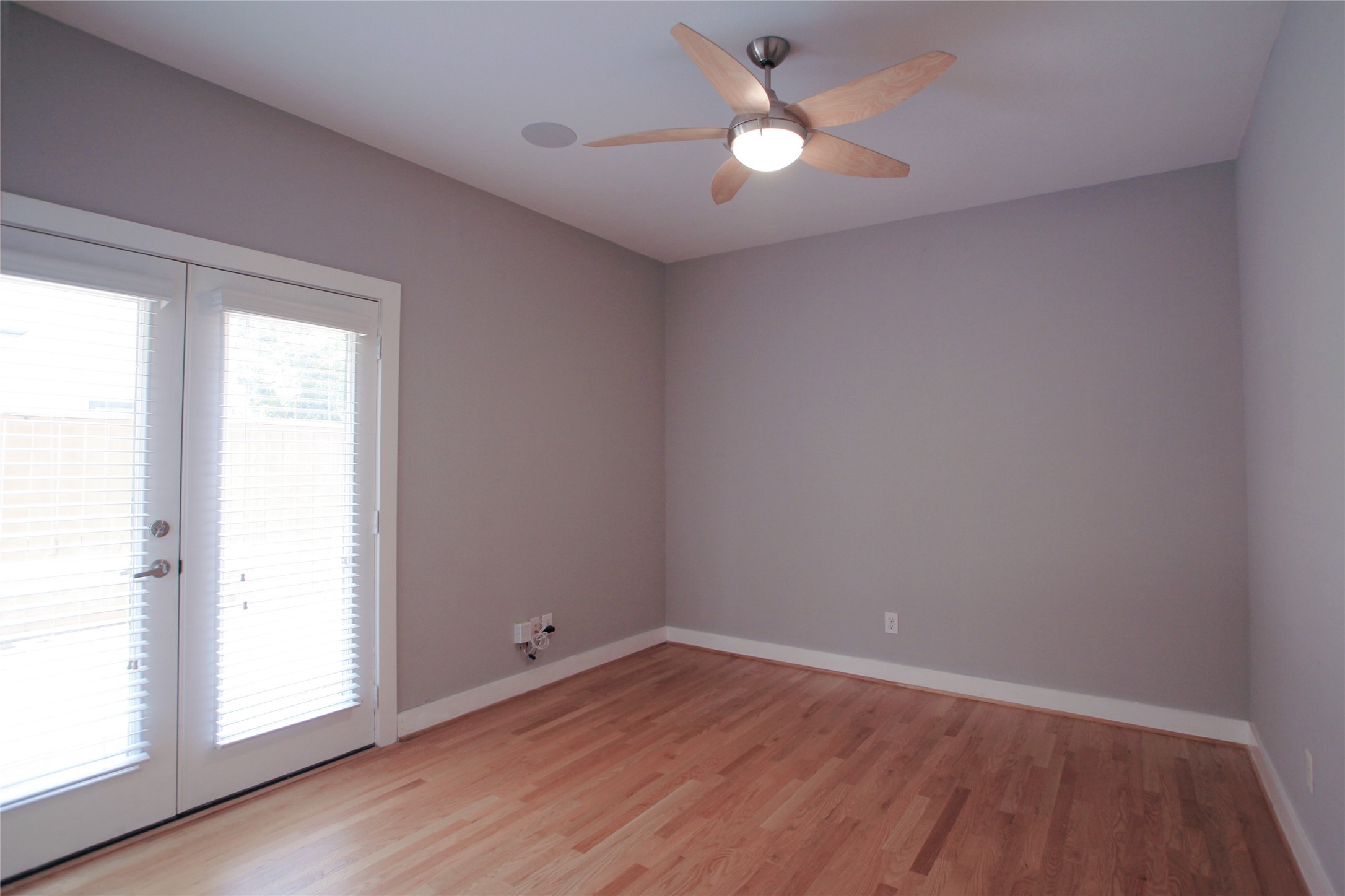 4701 Caroline Street Property Photo 29