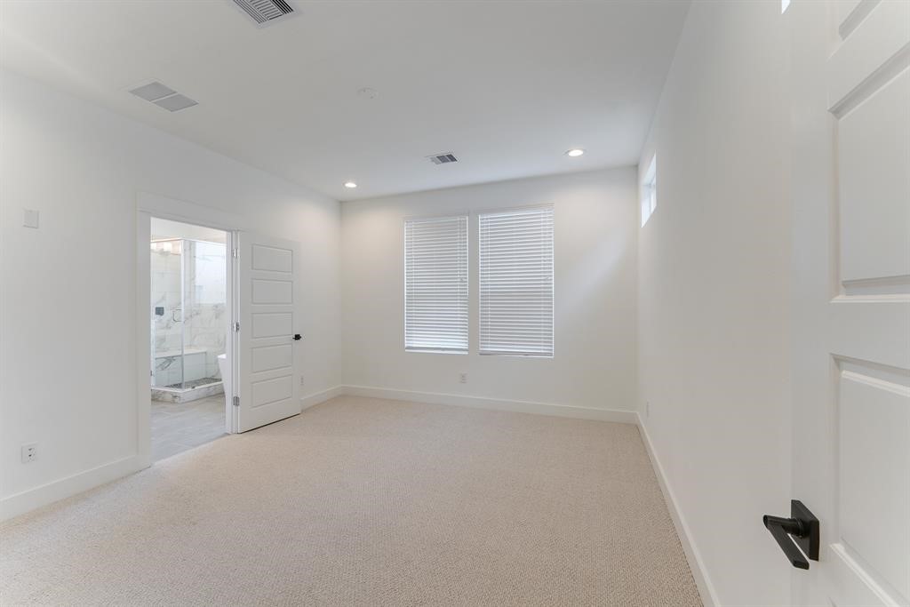 7712 Johanna Park Drive Property Photo 13