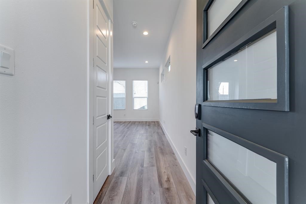 7712 Johanna Park Drive Property Photo 25