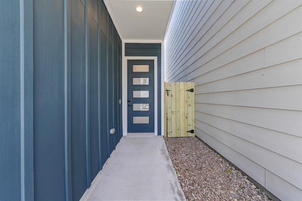 7712 Johanna Park Drive Property Photo 26