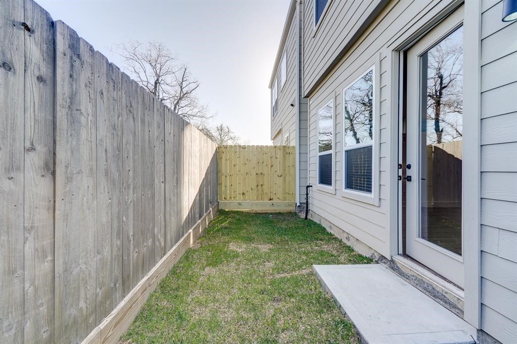 7712 Johanna Park Drive Property Photo 31