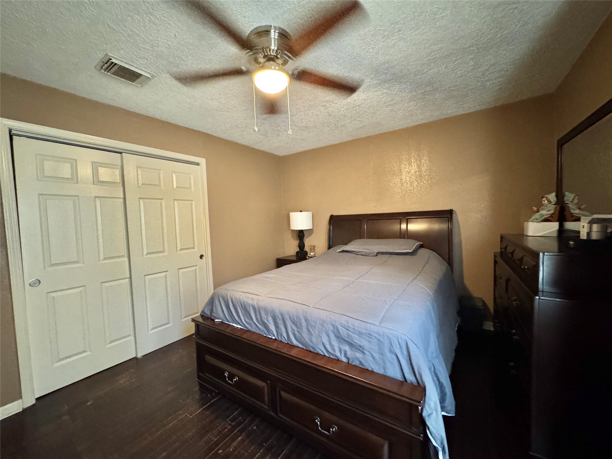 6111 Beldart Street Property Photo 5