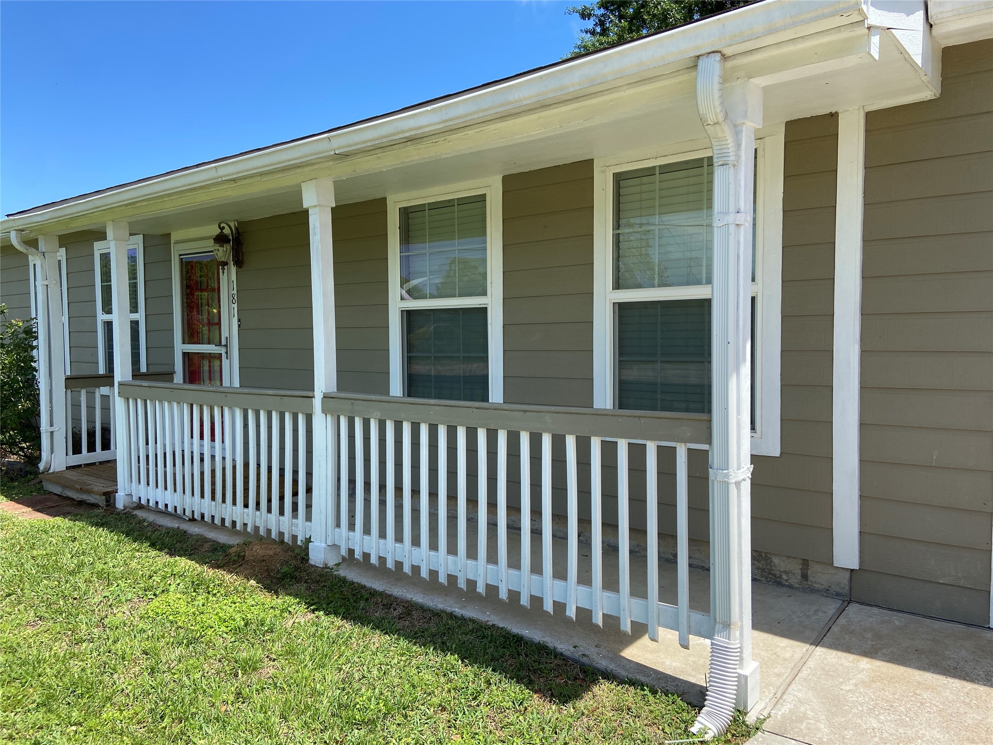 181 Hawk Property Photo 3