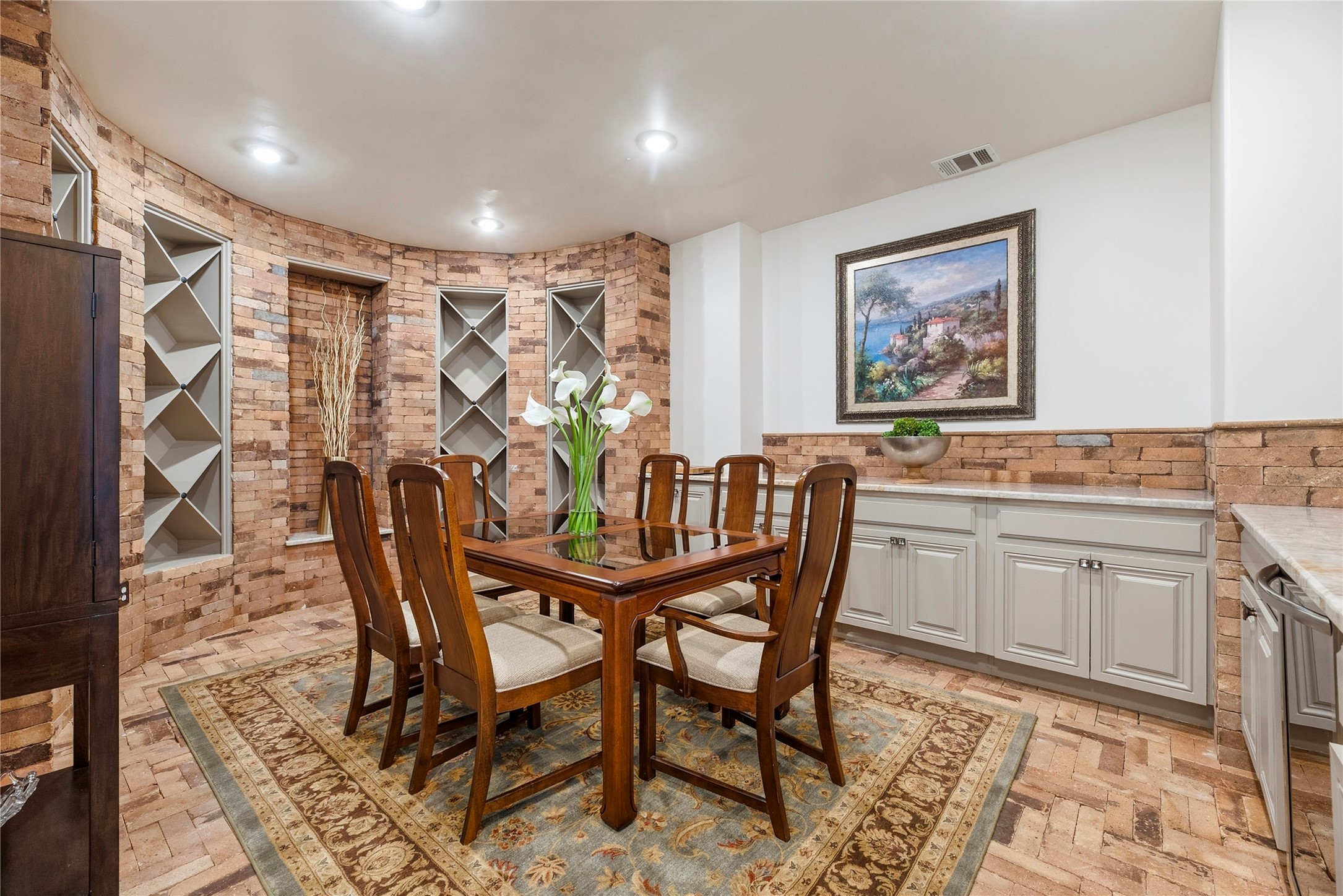 19110 S Frio River Circle Property Photo 12