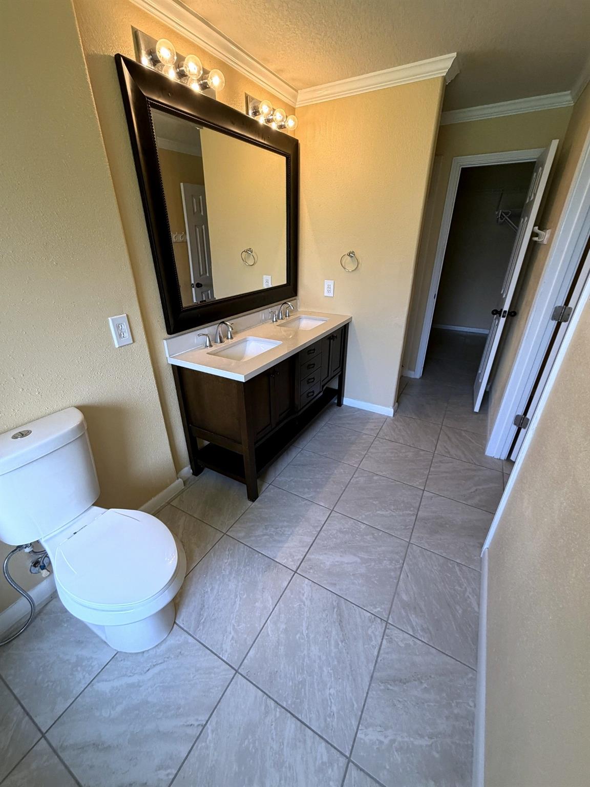8315 White Pine Lane Property Photo 10