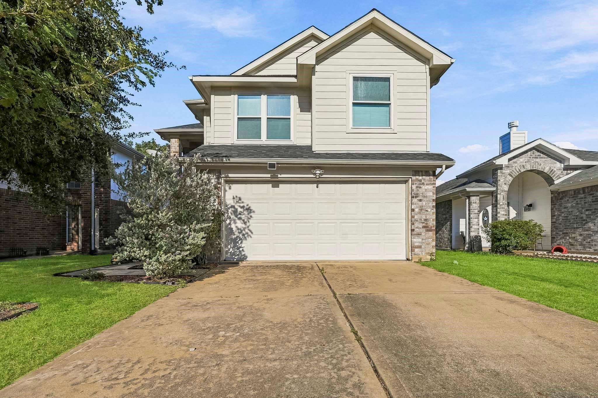 6726 Windy River Lane Property Photo 1