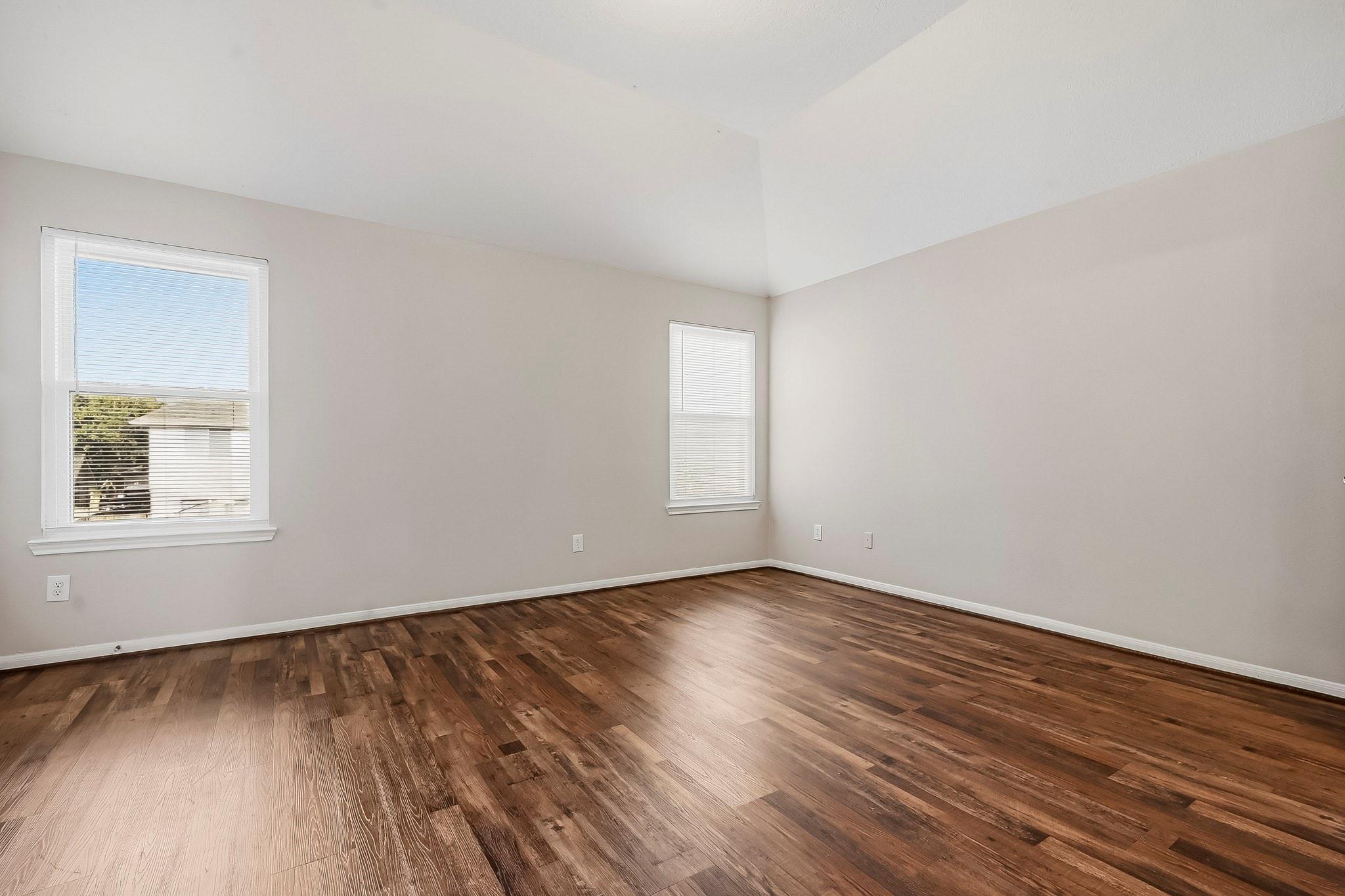 6726 Windy River Lane Property Photo 24