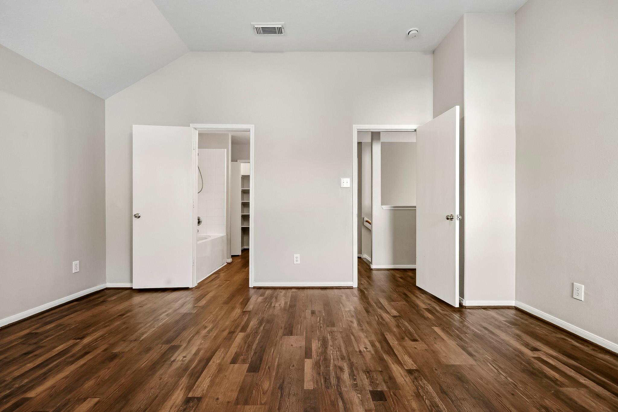 6726 Windy River Lane Property Photo 25