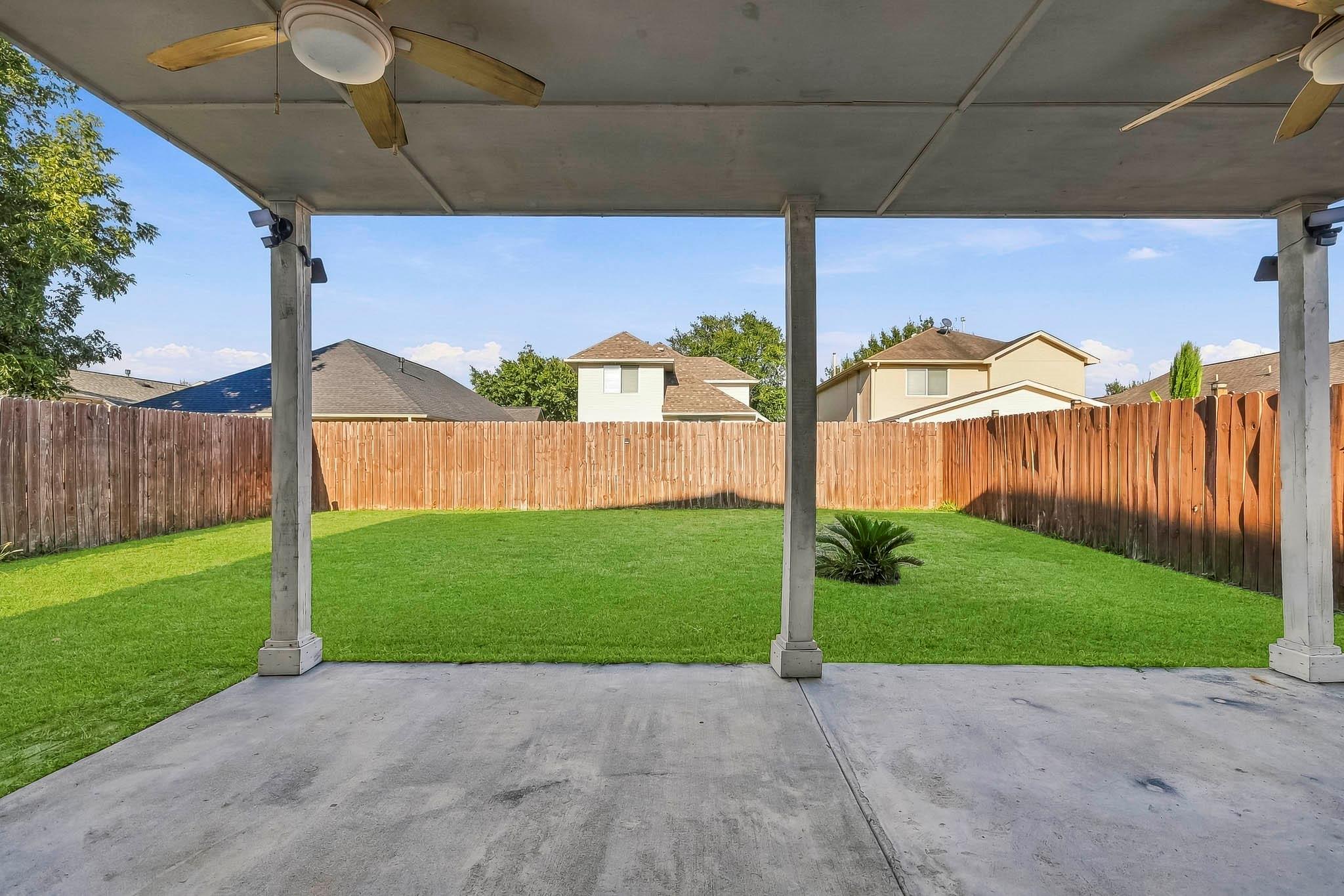 6726 Windy River Lane Property Photo 32