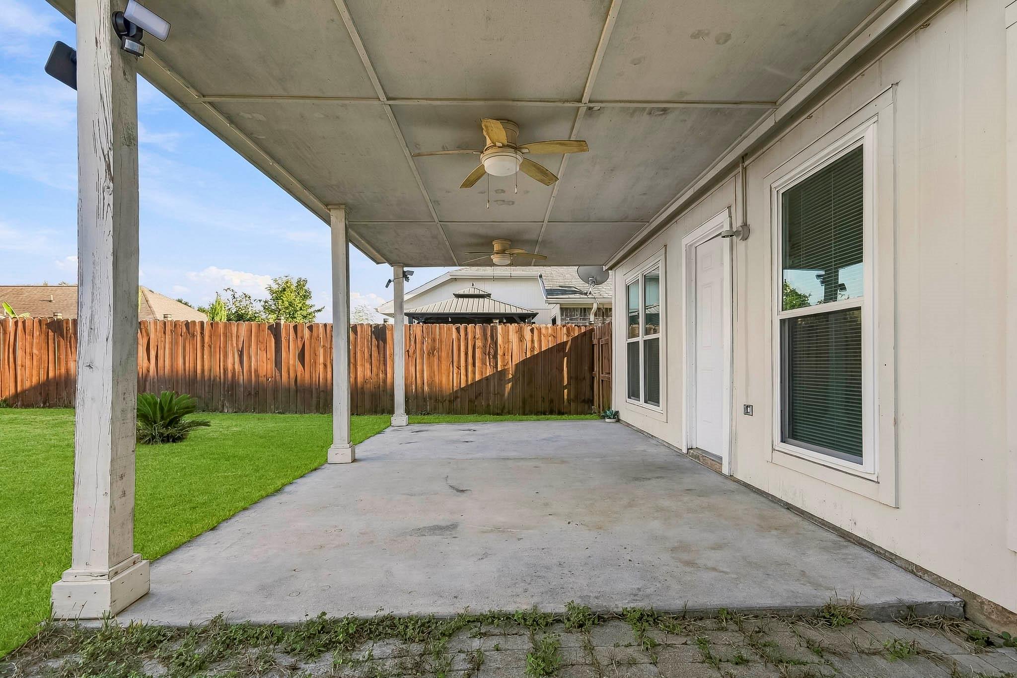 6726 Windy River Lane Property Photo 33