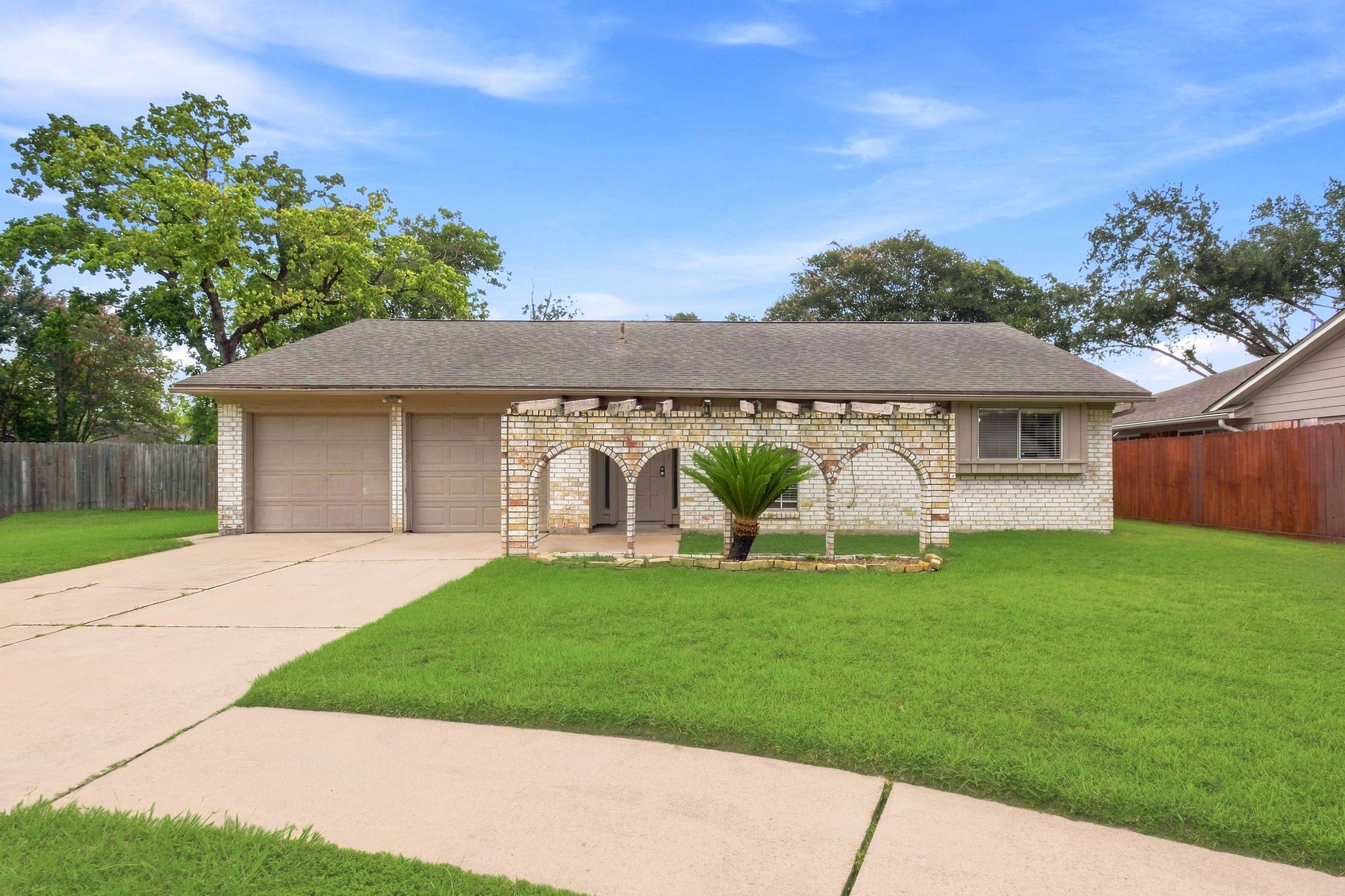 16338 Autumn Wind Drive Property Photo 4