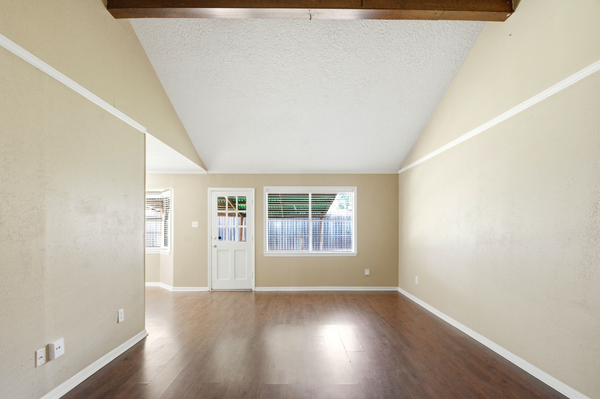 16338 Autumn Wind Drive Property Photo 9