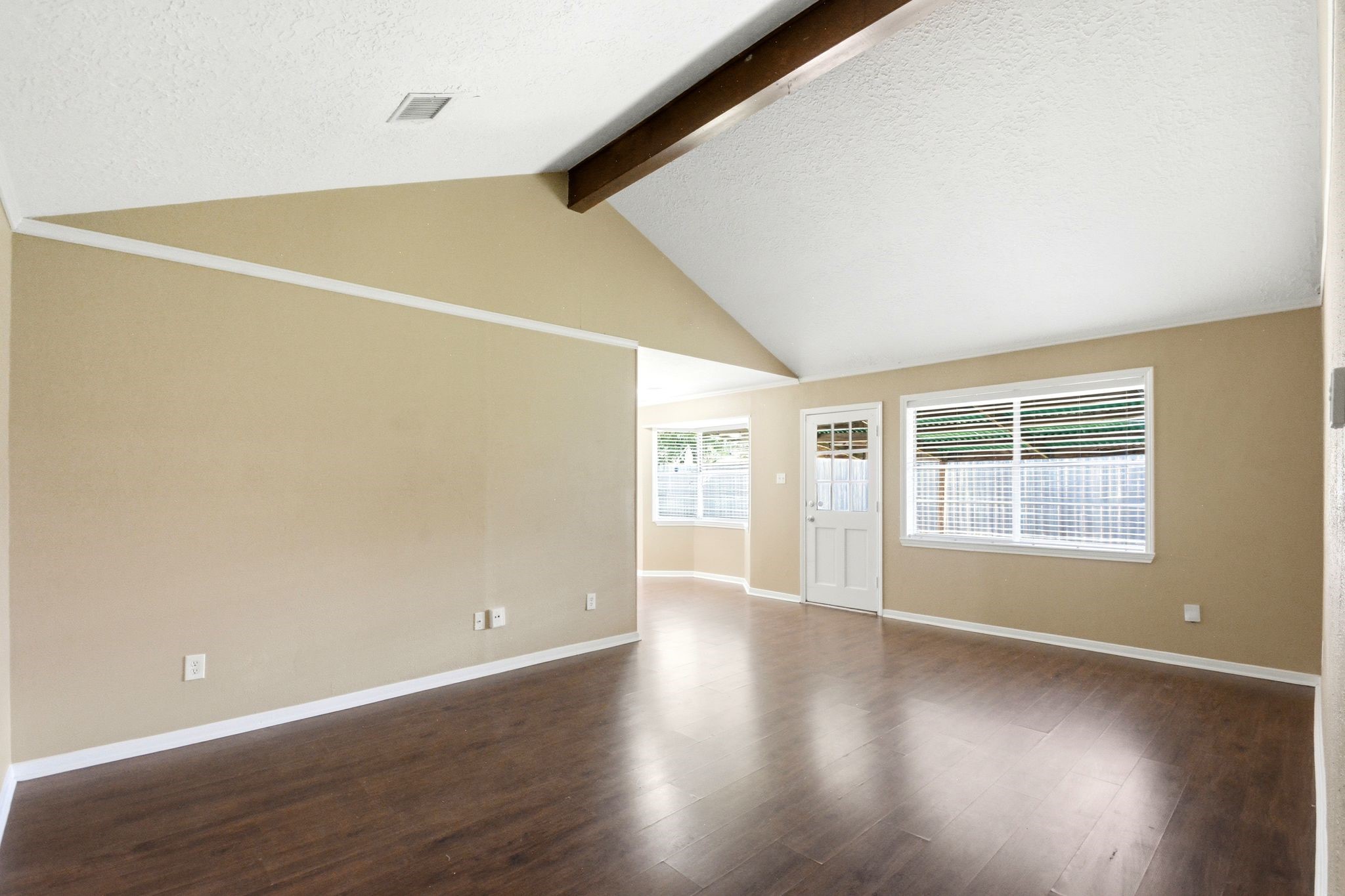 16338 Autumn Wind Drive Property Photo 13