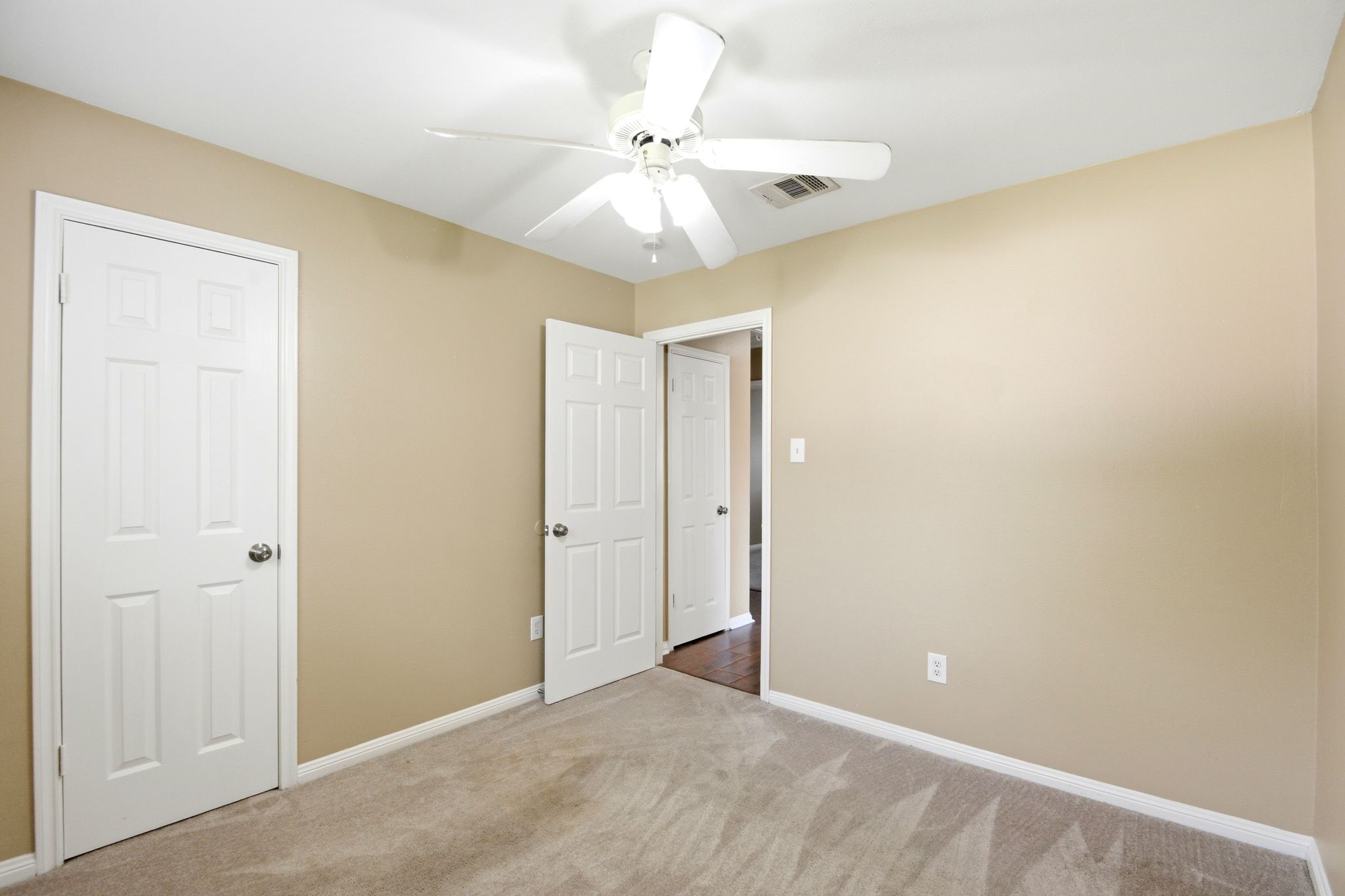 16338 Autumn Wind Drive Property Photo 35