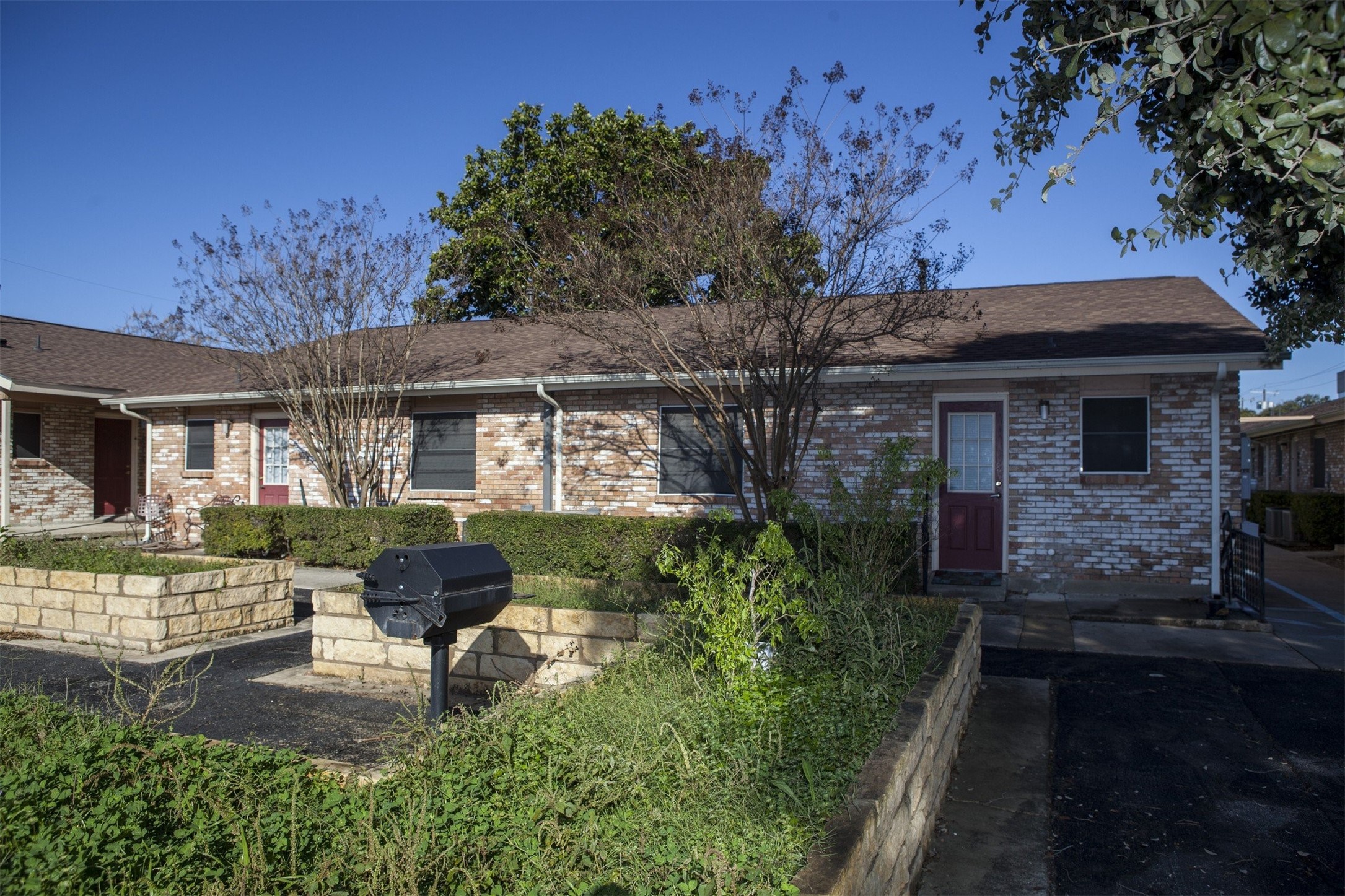 8219 Perrin Beitel Road Property Photo 4