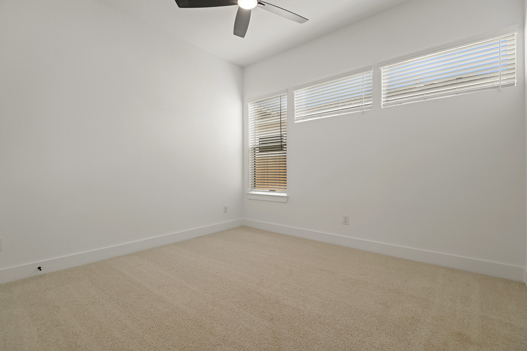 1911 Drover Lane Property Photo 18