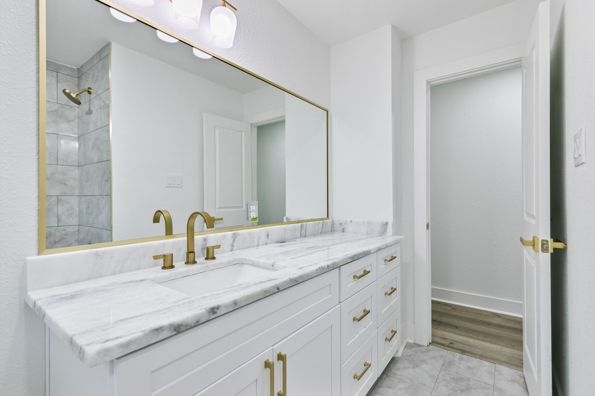 18111 Barbuda Lane Property Photo 9