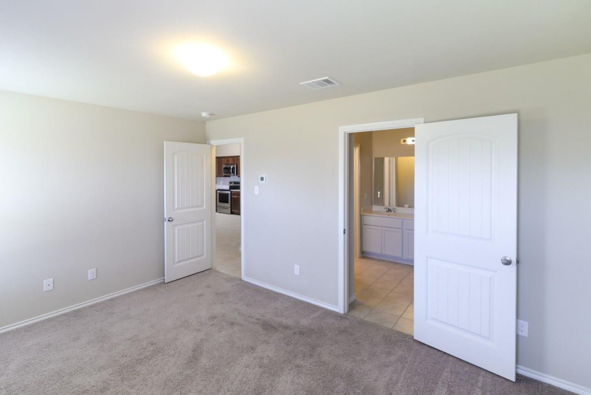 1112 Decker Drive Property Photo 7