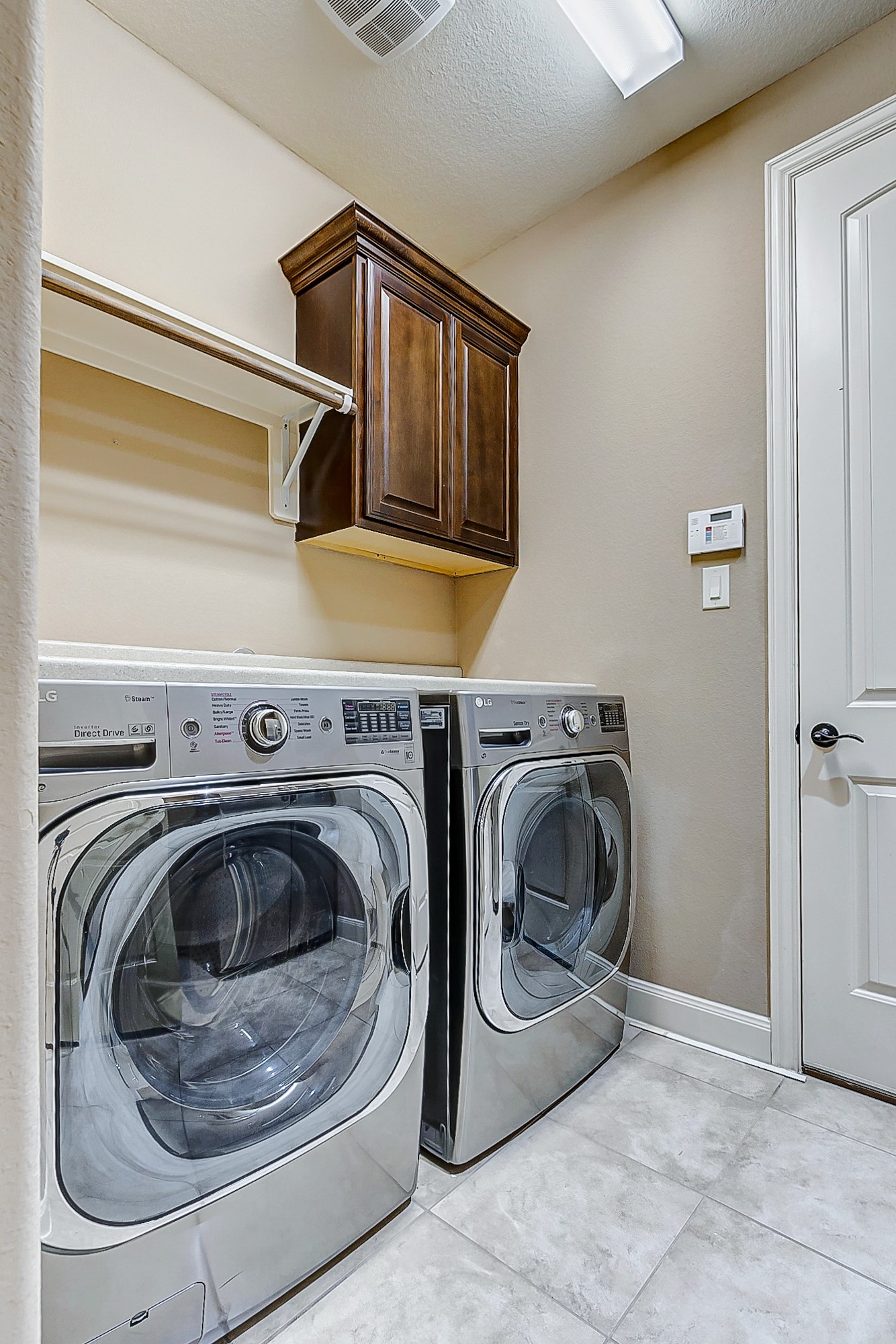 6318 Asbury Brook Court Property Photo 12