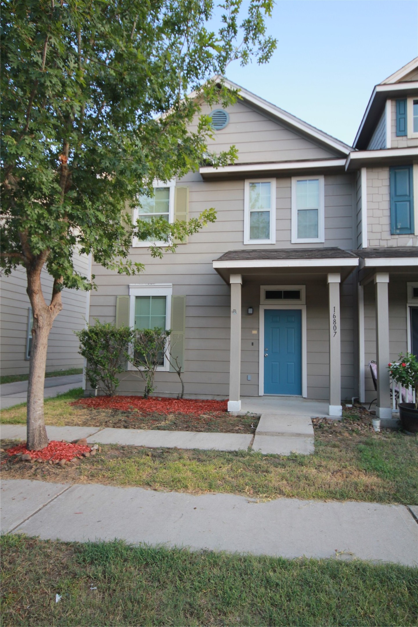 16807 Libson Falls Drive Property Photo 2