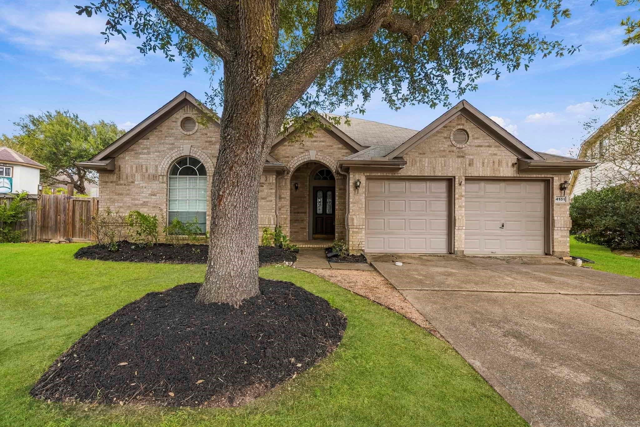 4151 S Nolan Drive, Pearland Tx 77584 Property Photo 1