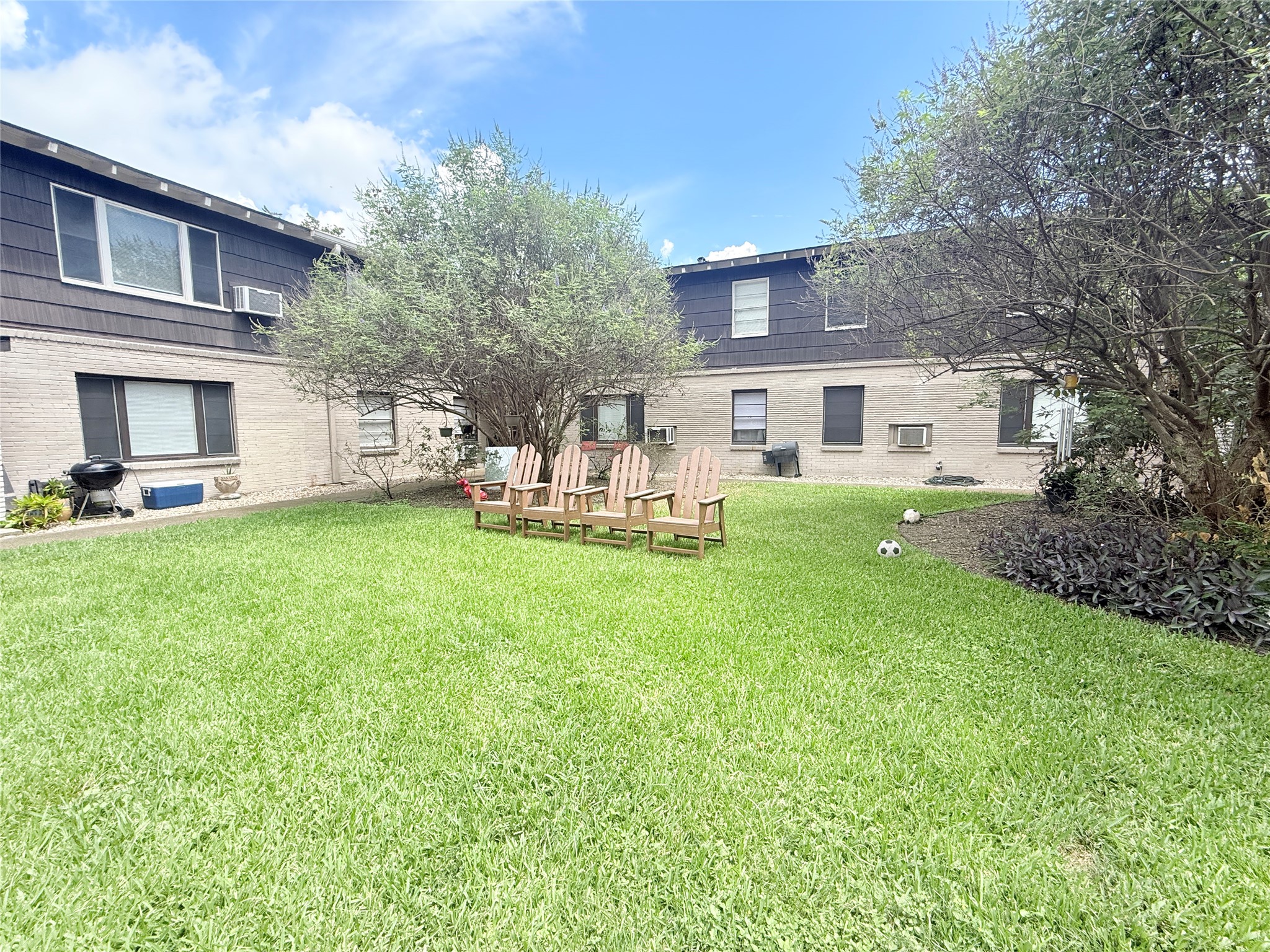 1316 Heights Boulevard 3 Property Photo 2