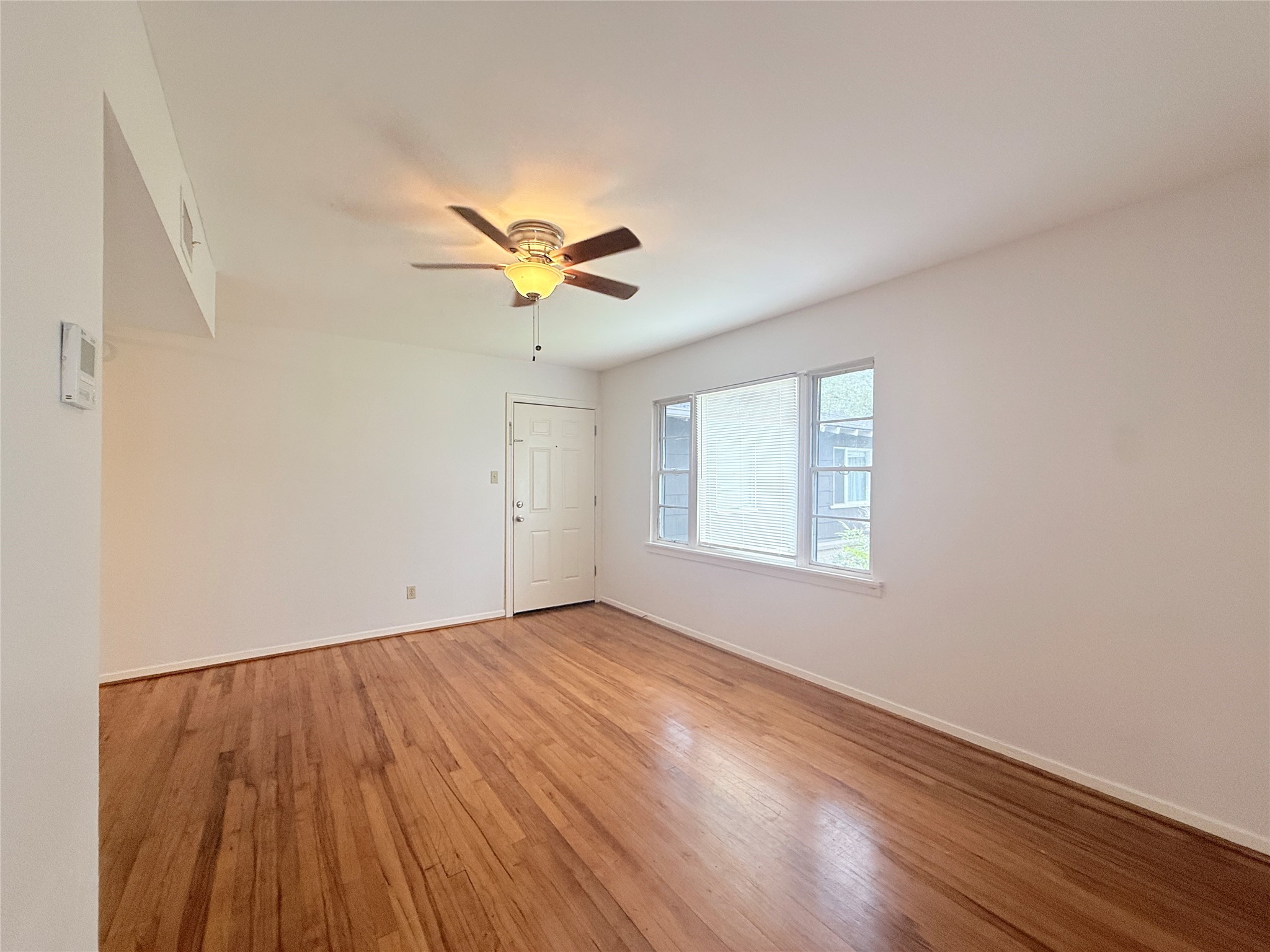 1316 Heights Boulevard 3 Property Photo 5