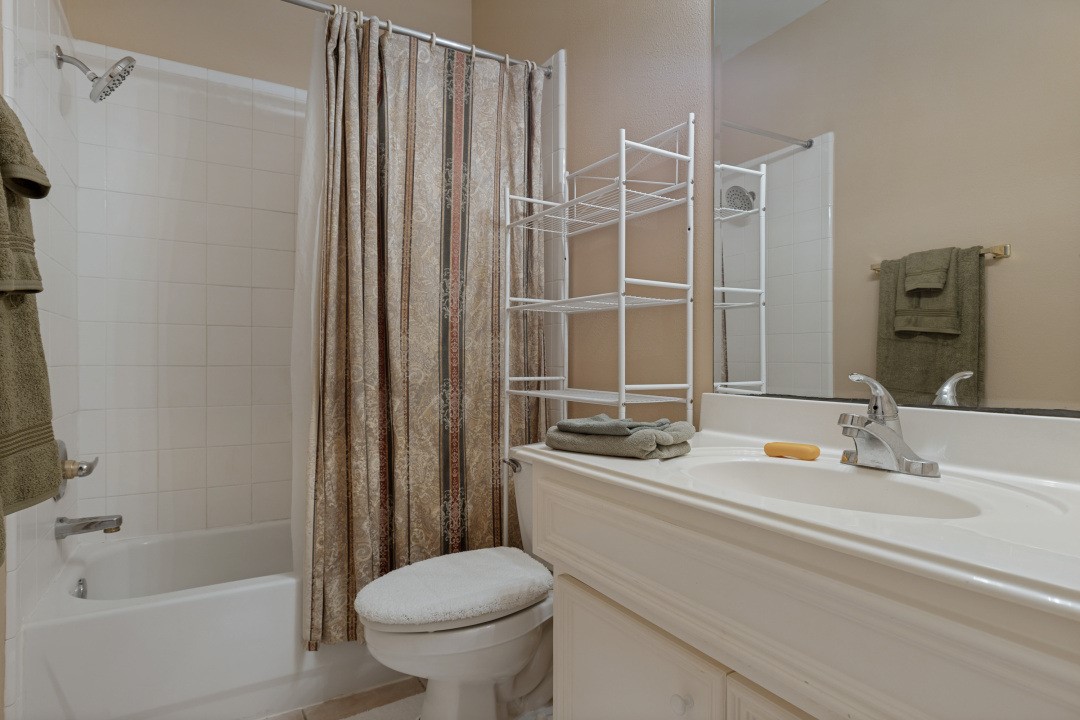 4110 Woodhead Street Property Photo 15