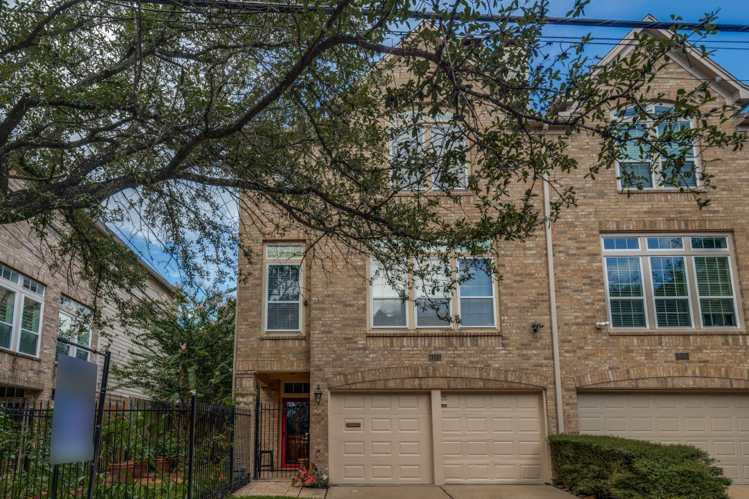 4110 Woodhead Street Property Photo 16