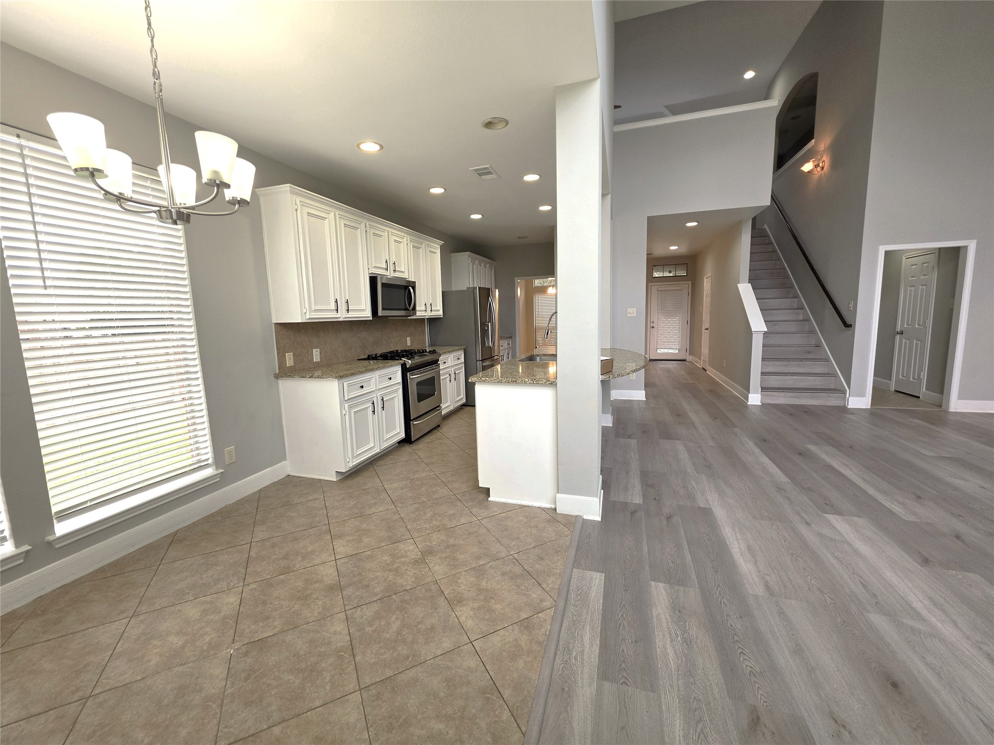 2813 Arbor Brook Lane Property Photo 9