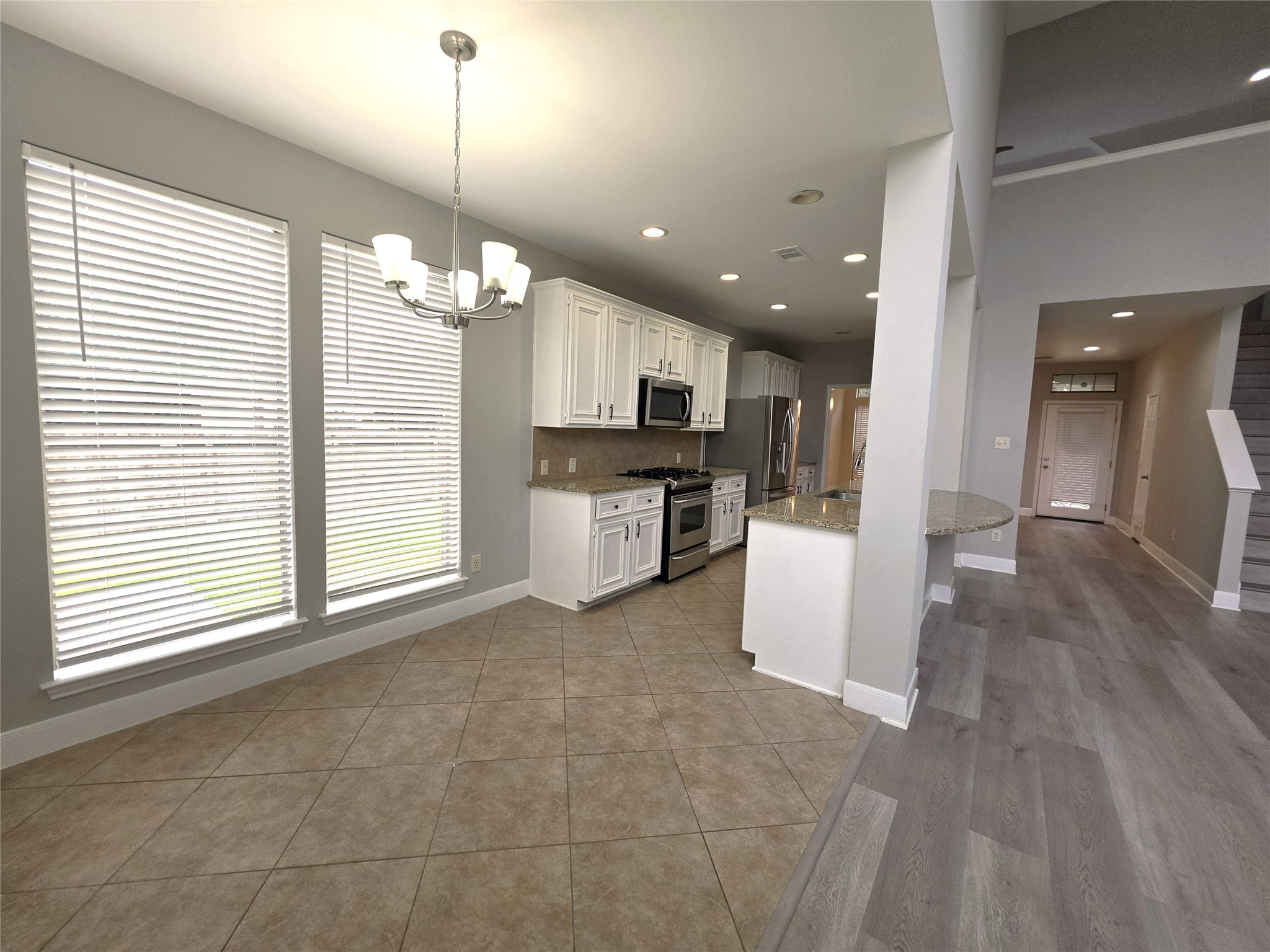 2813 Arbor Brook Lane Property Photo 10