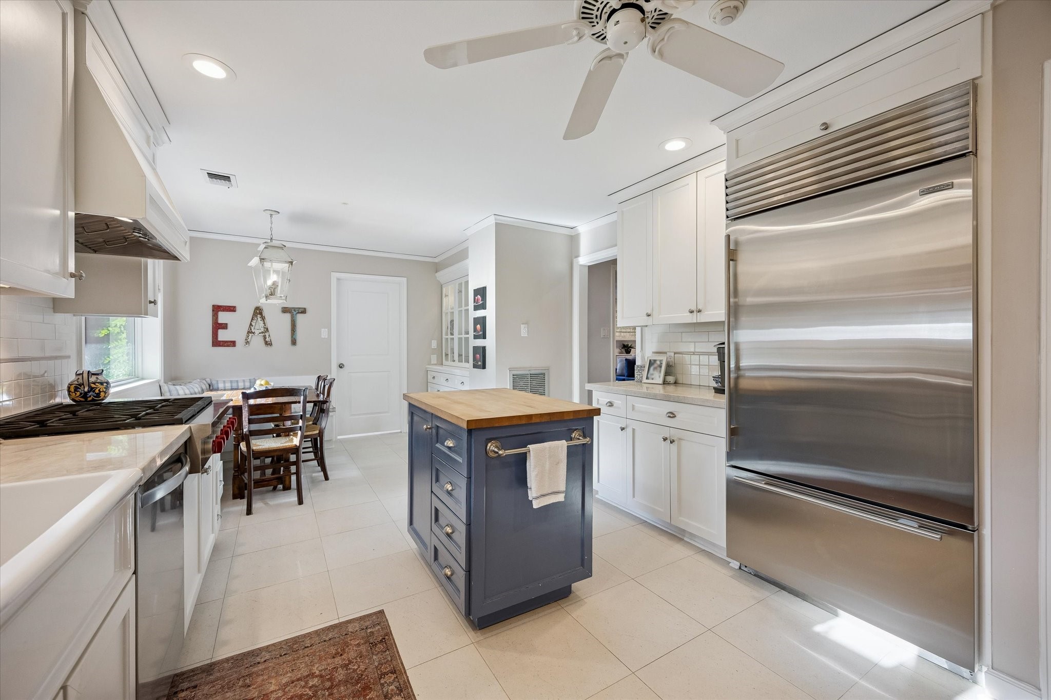 5222 Birdwood Road Property Photo 10