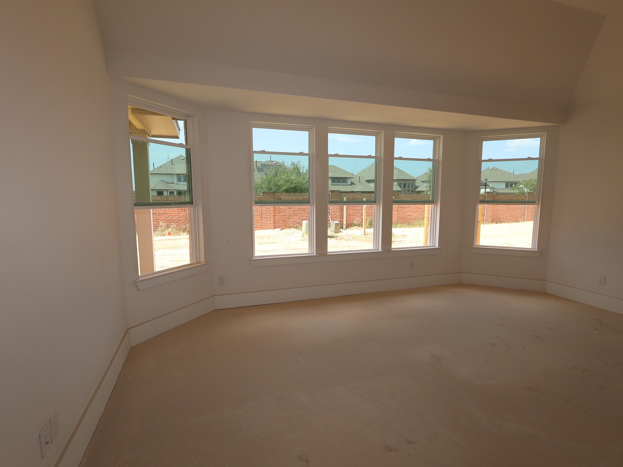 21142 Bella Coral Drive Property Photo 14
