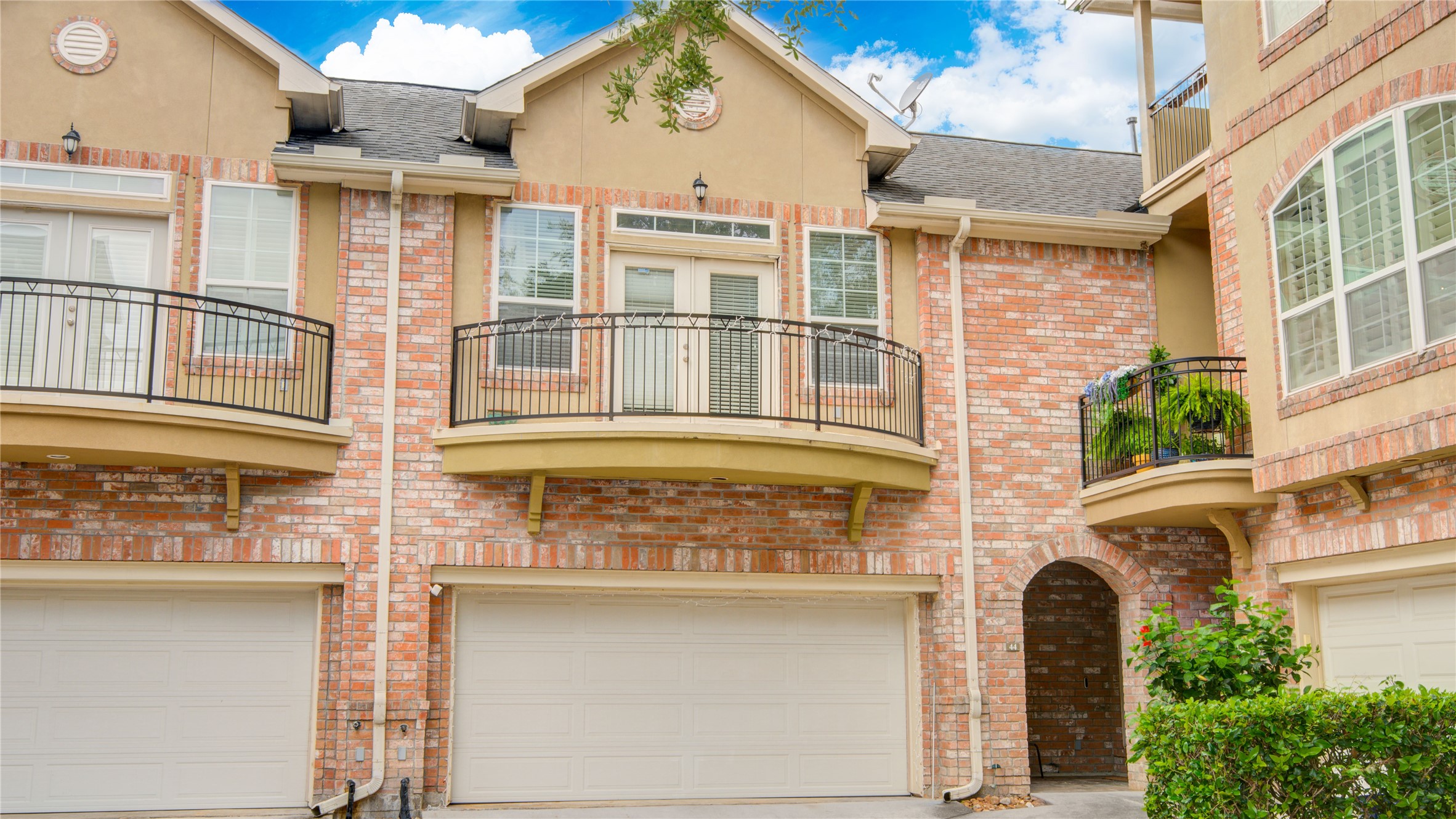 44 Versante Court Property Photo 1