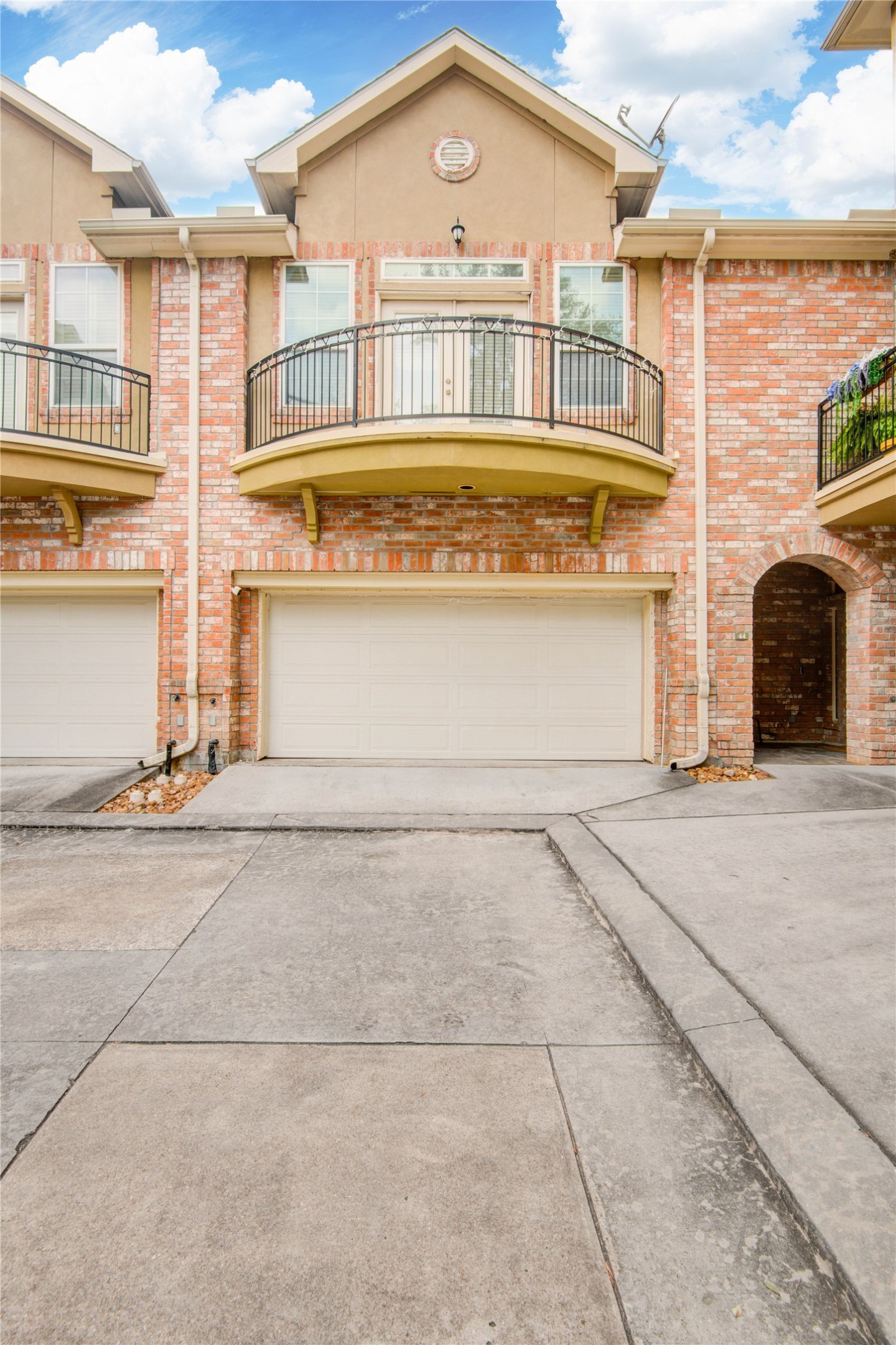 44 Versante Court Property Photo 3