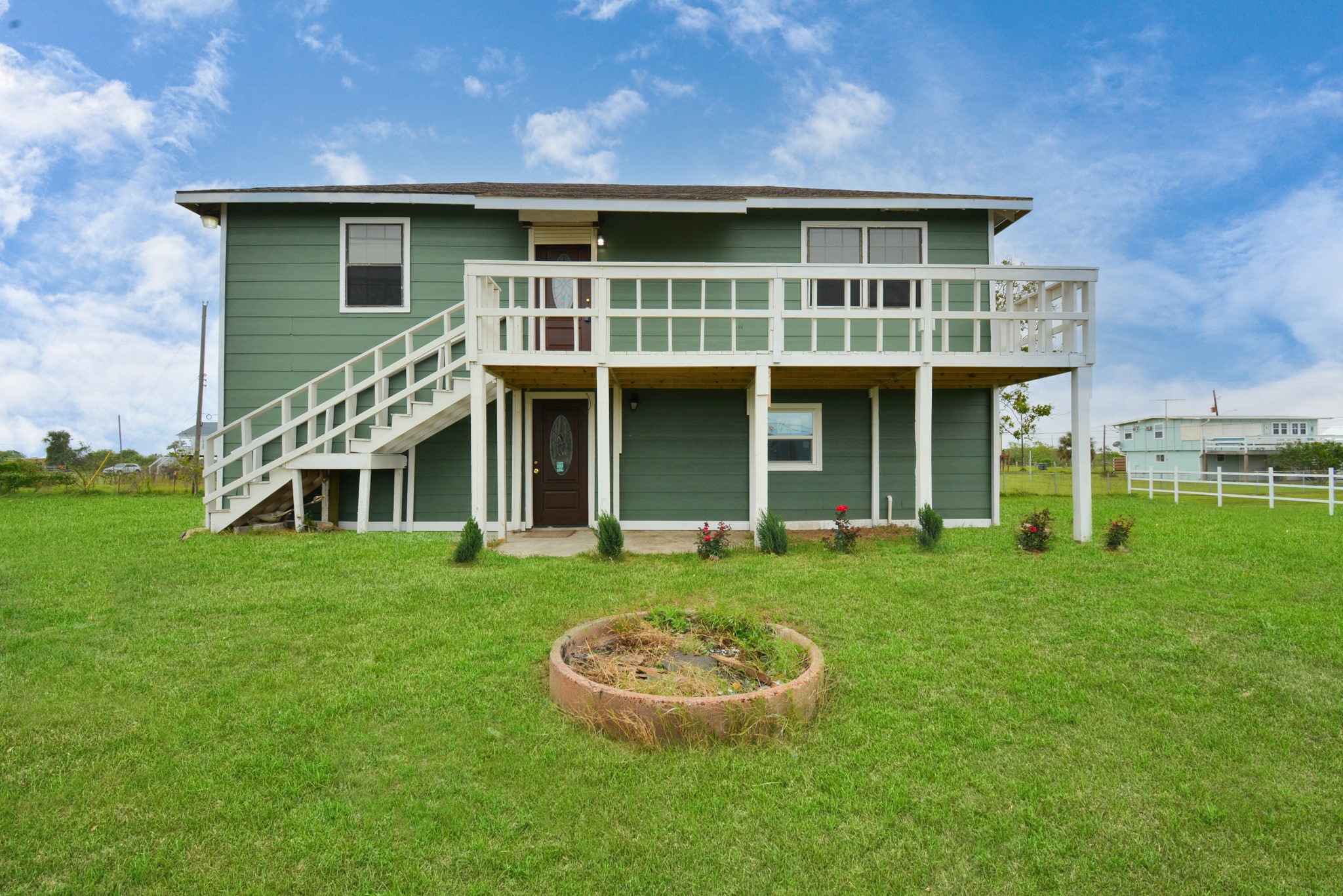 11818 Cindy Road Property Photo 1