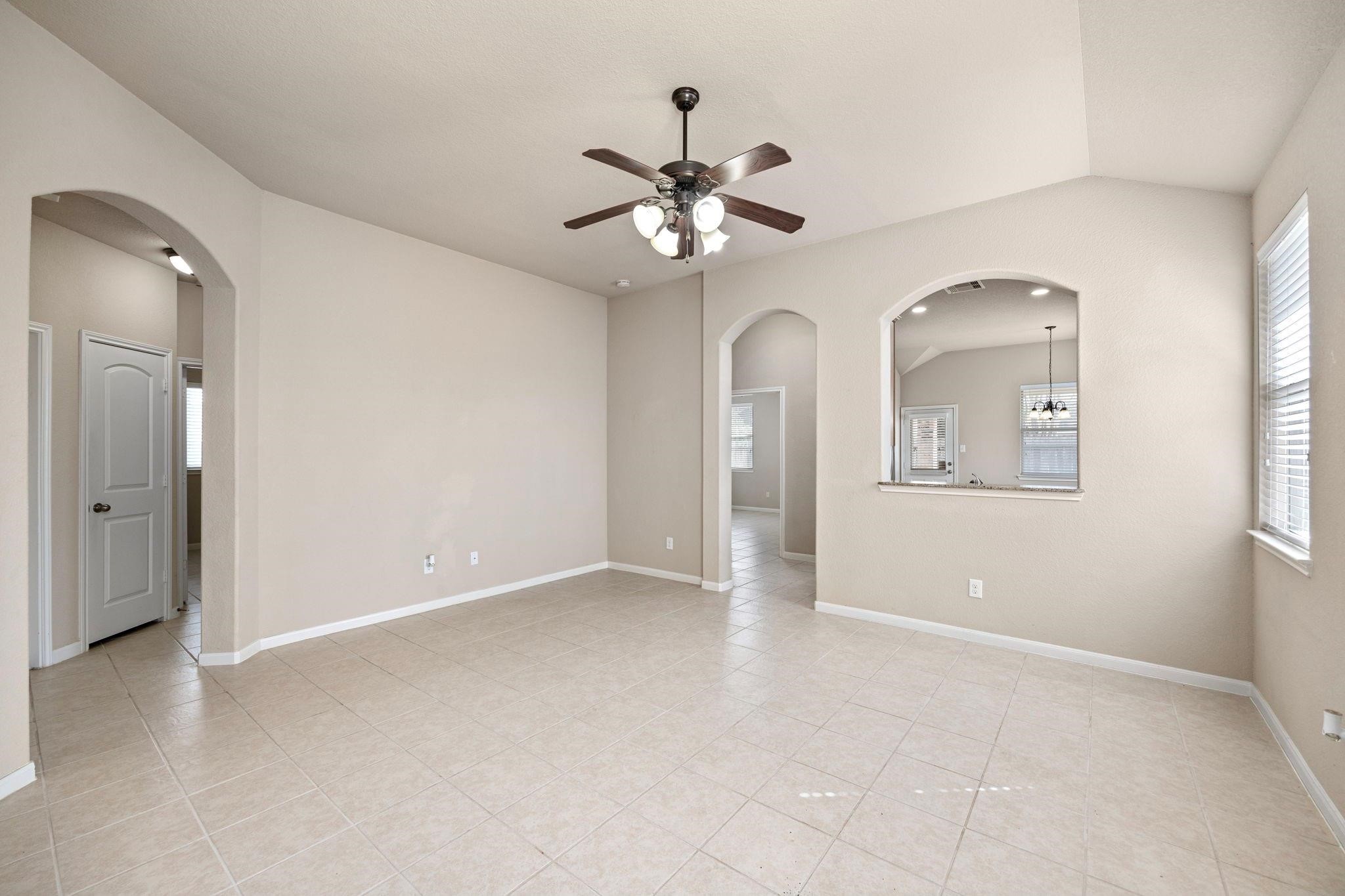 20935 Brodie Lane Property Photo 6