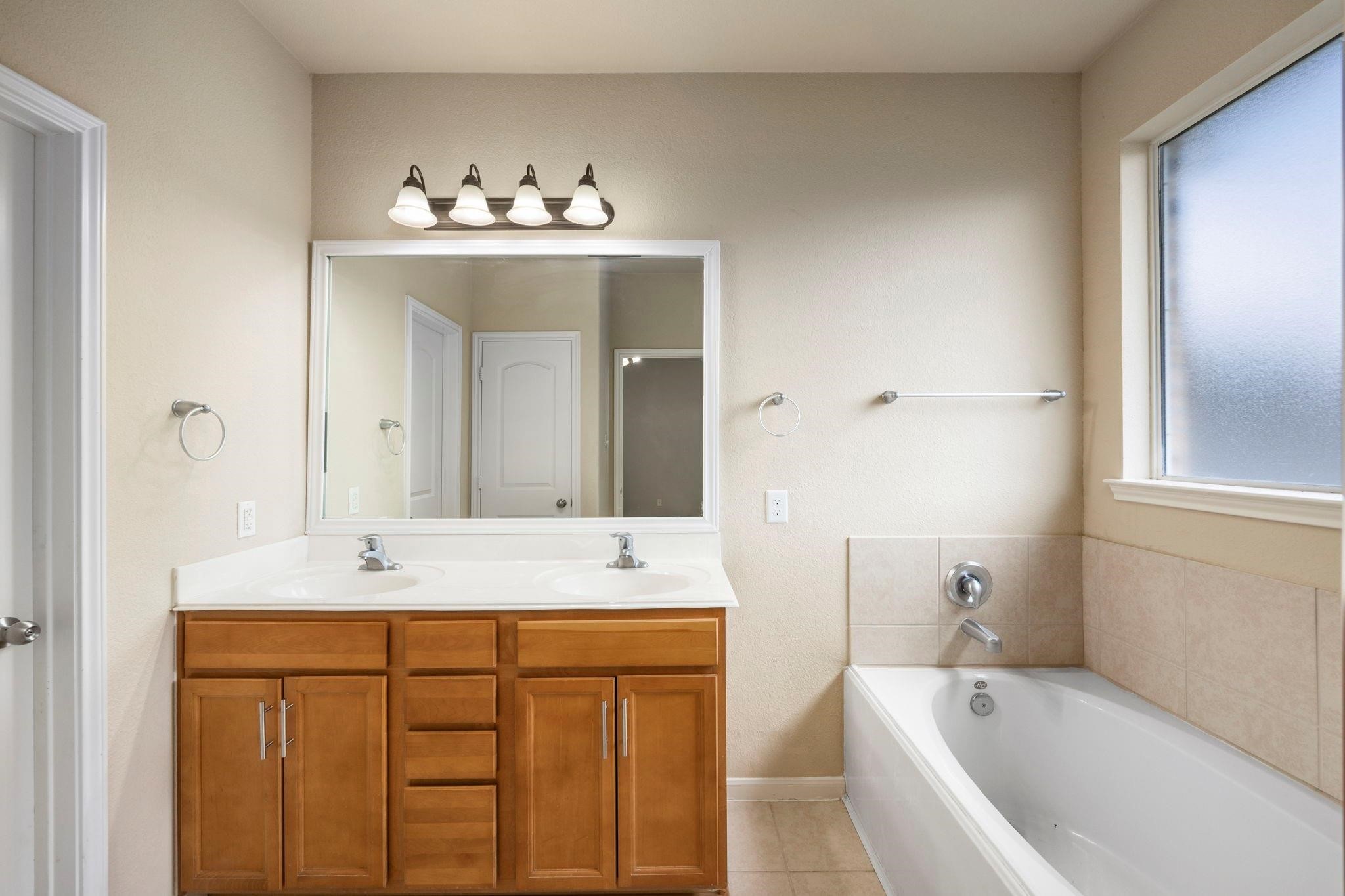 20935 Brodie Lane Property Photo 18