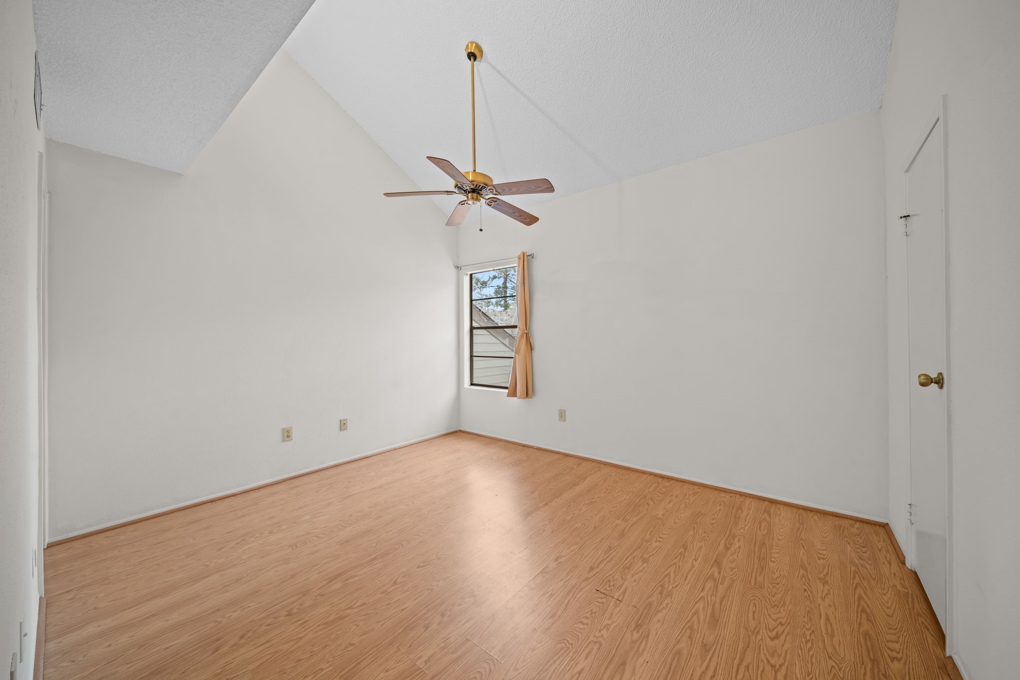 12900 Walden Road 812h Property Photo 12