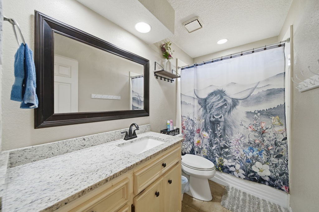 5250 Lauren Road Property Photo 23