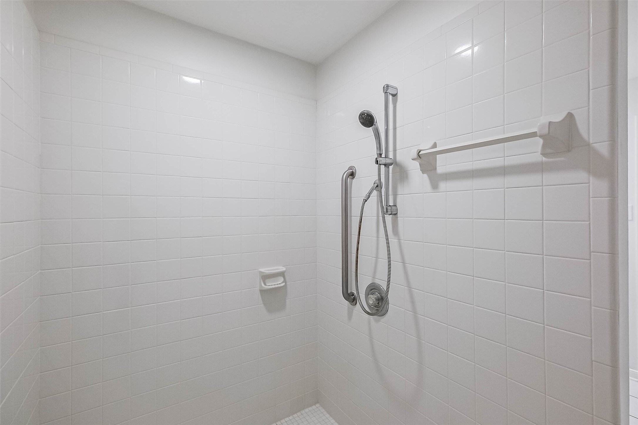 4023 Laverock Road Property Photo 18