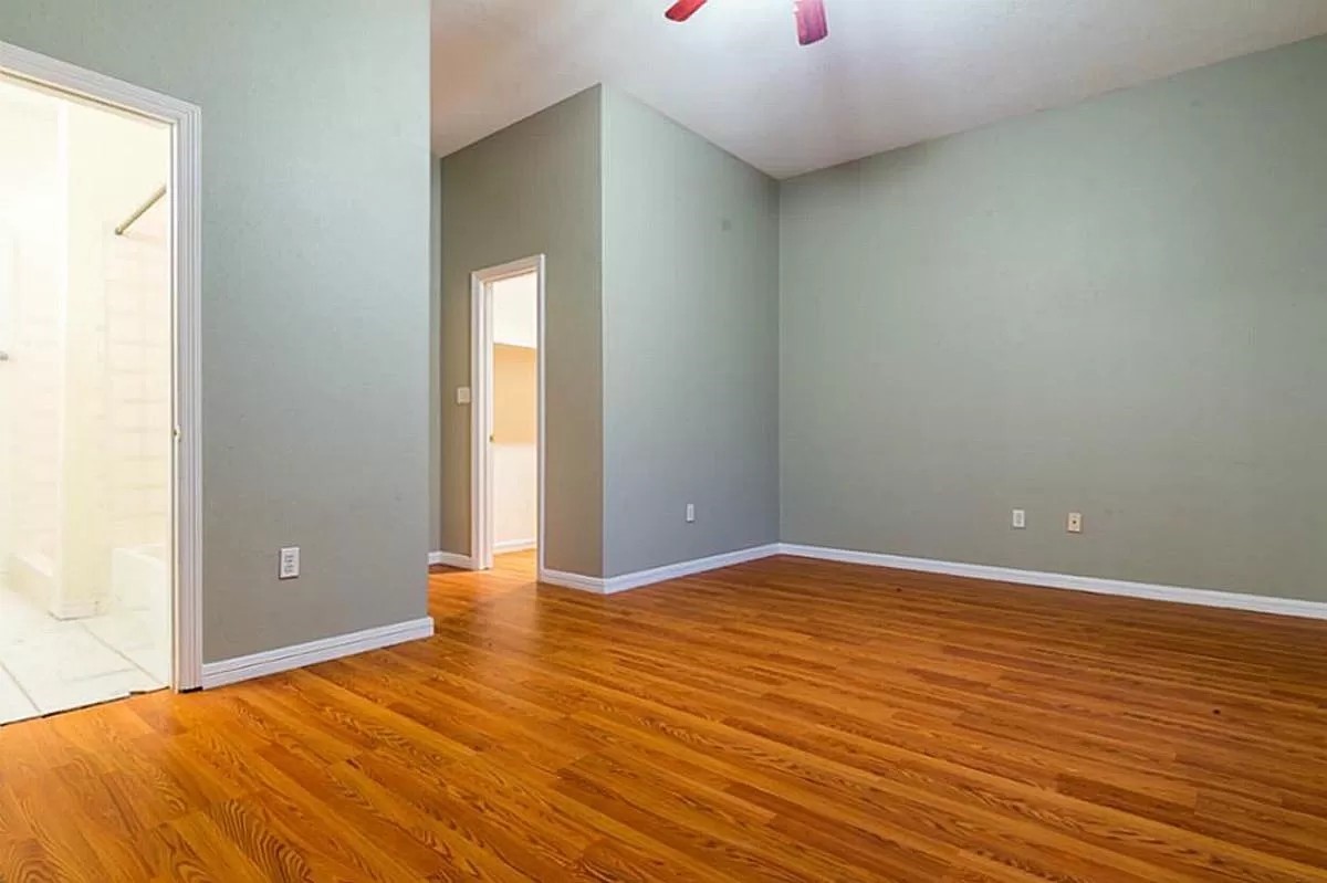 4227 Benard Court Property Photo 11