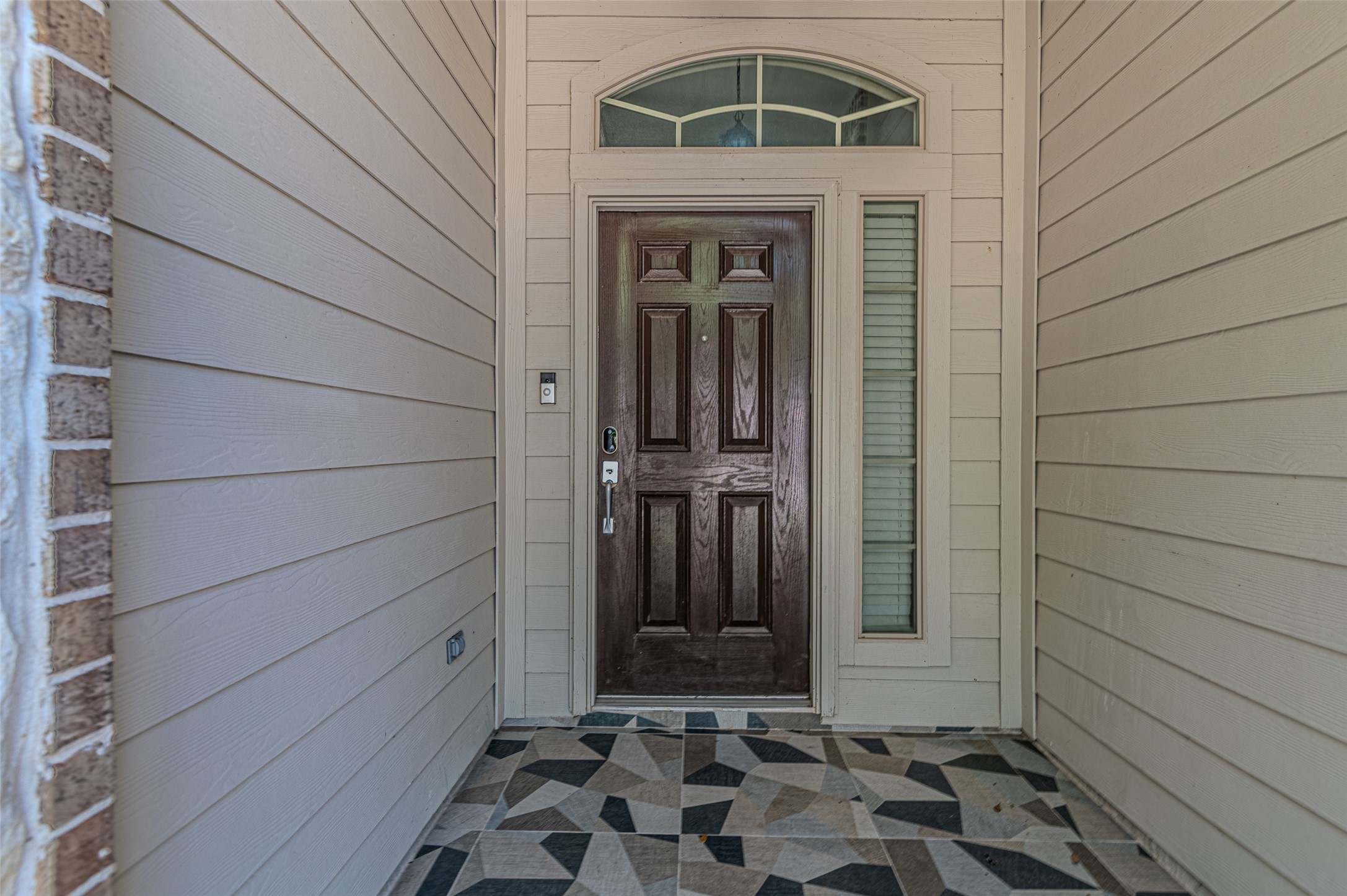 8619 Debbie Terrace Drive Property Photo 7
