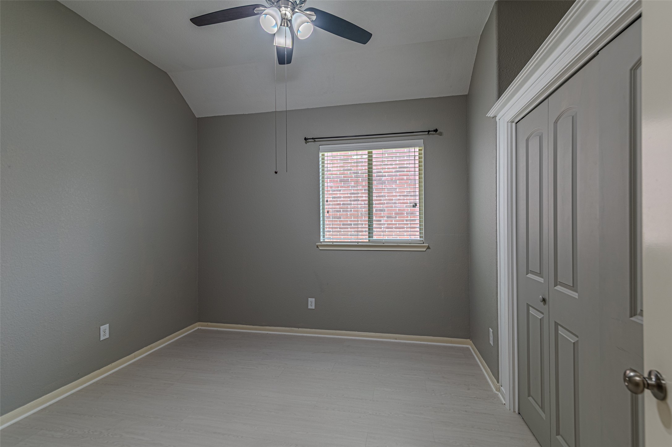 8619 Debbie Terrace Drive Property Photo 15