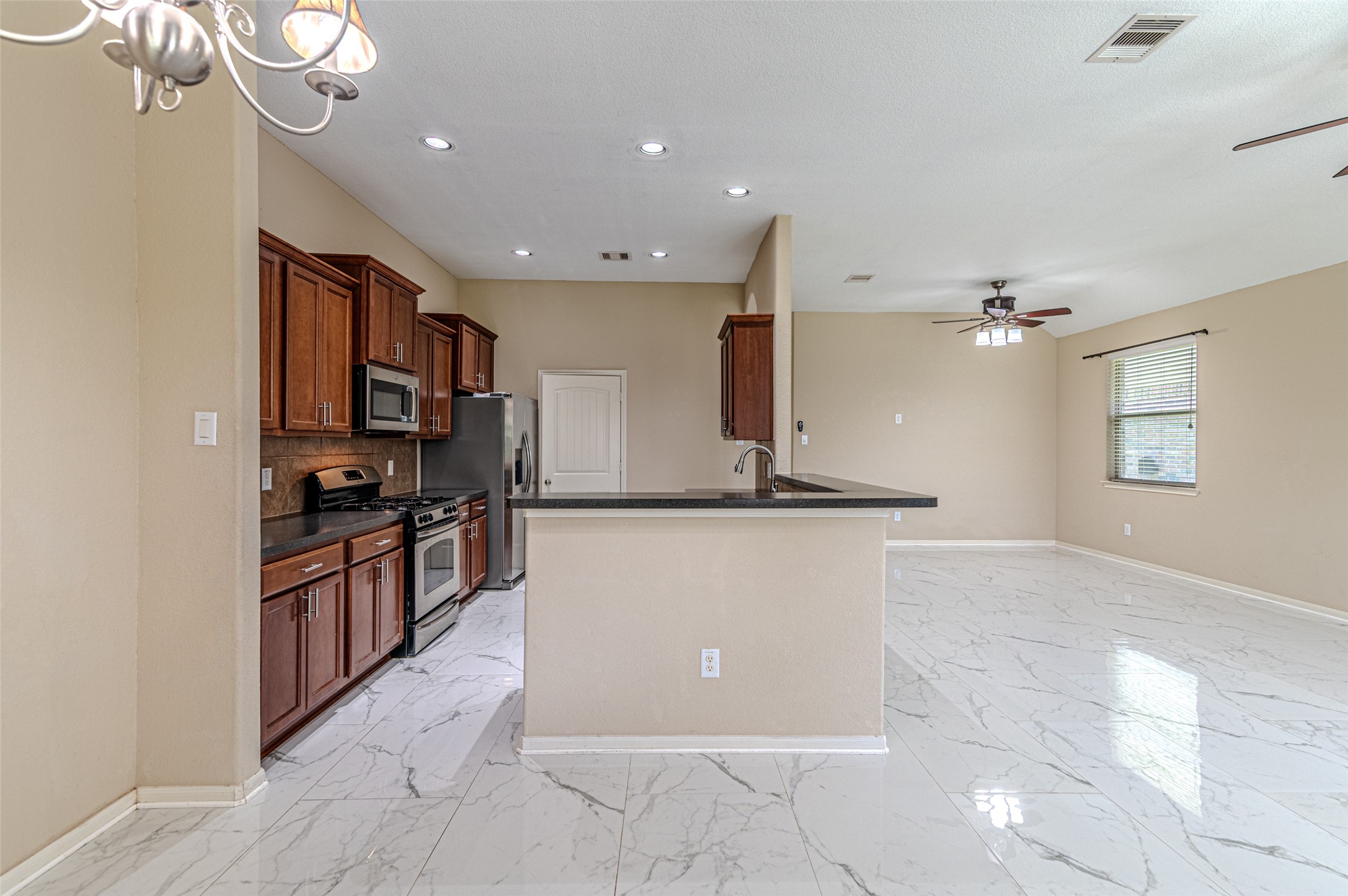 8619 Debbie Terrace Drive Property Photo 32