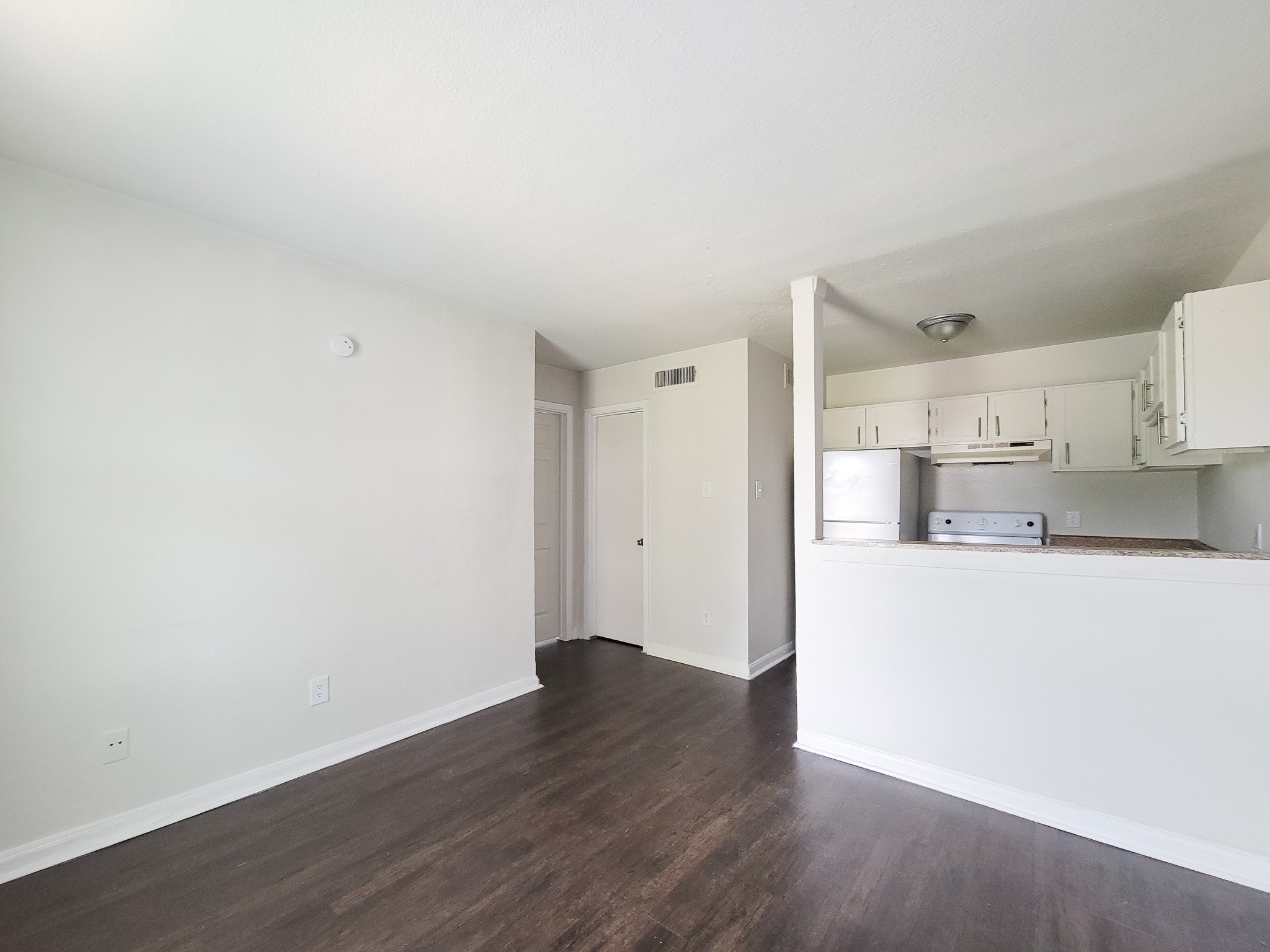 101 Brookside Lane 32 Property Photo 4
