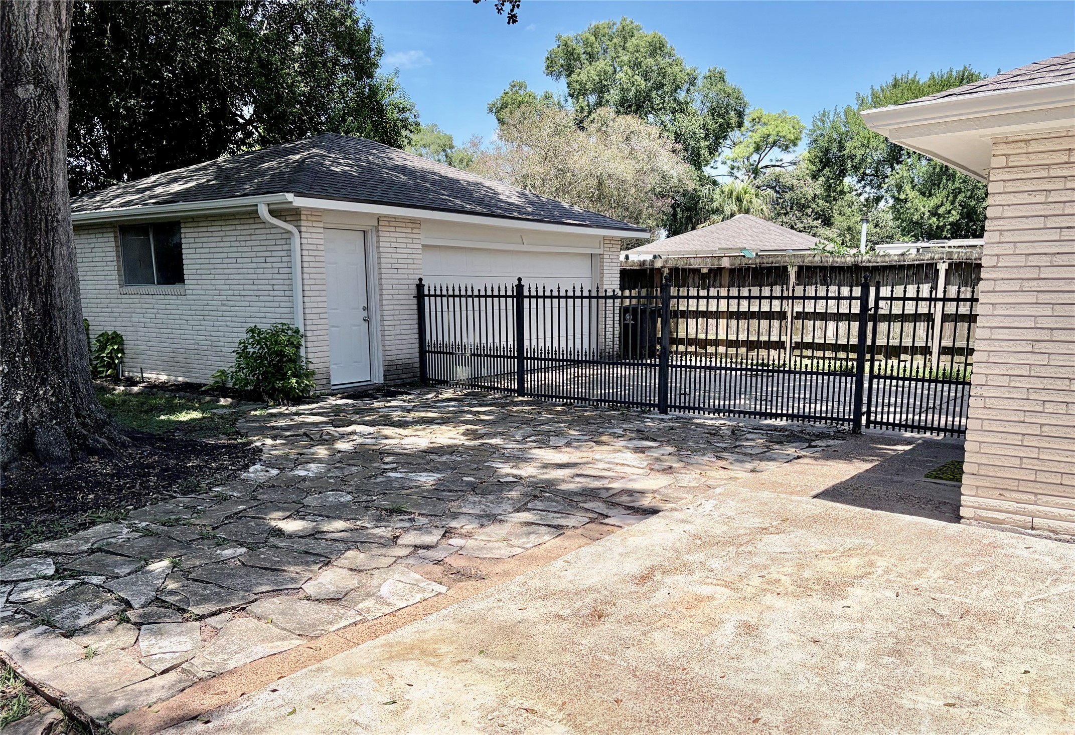15930 Buccaneer Lane Property Photo 28